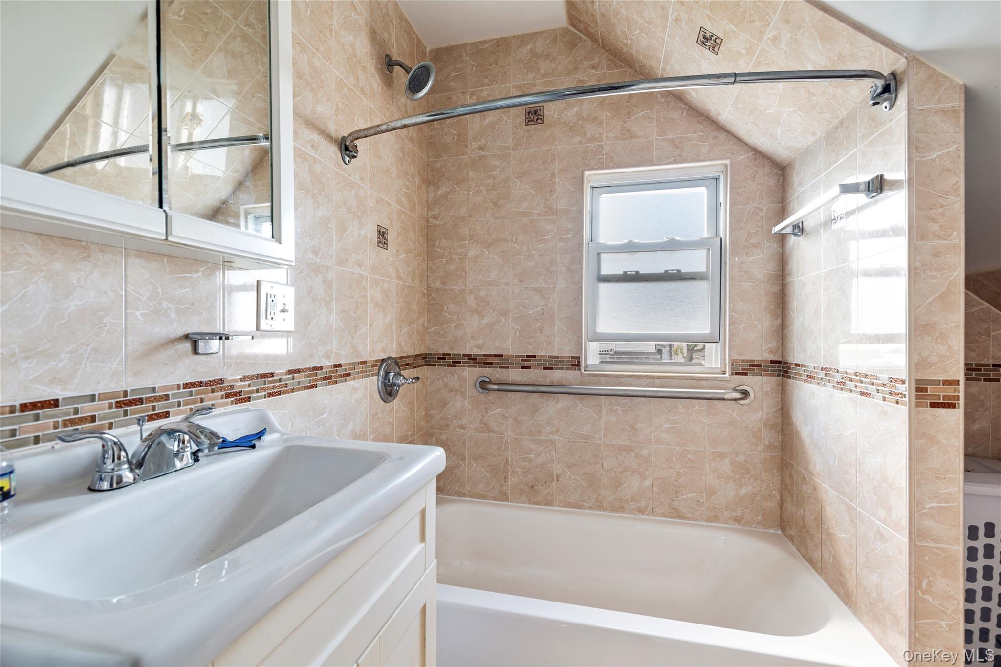 124-34 135th Place – For Sale photo 15