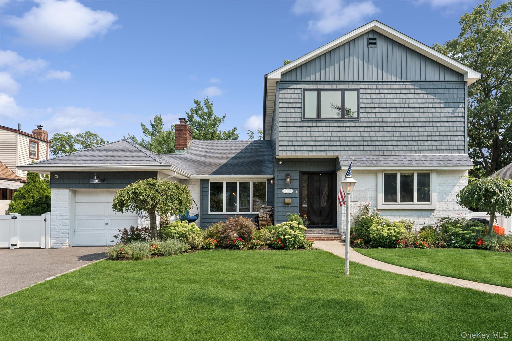 1007 Stafford Road – For Sale
