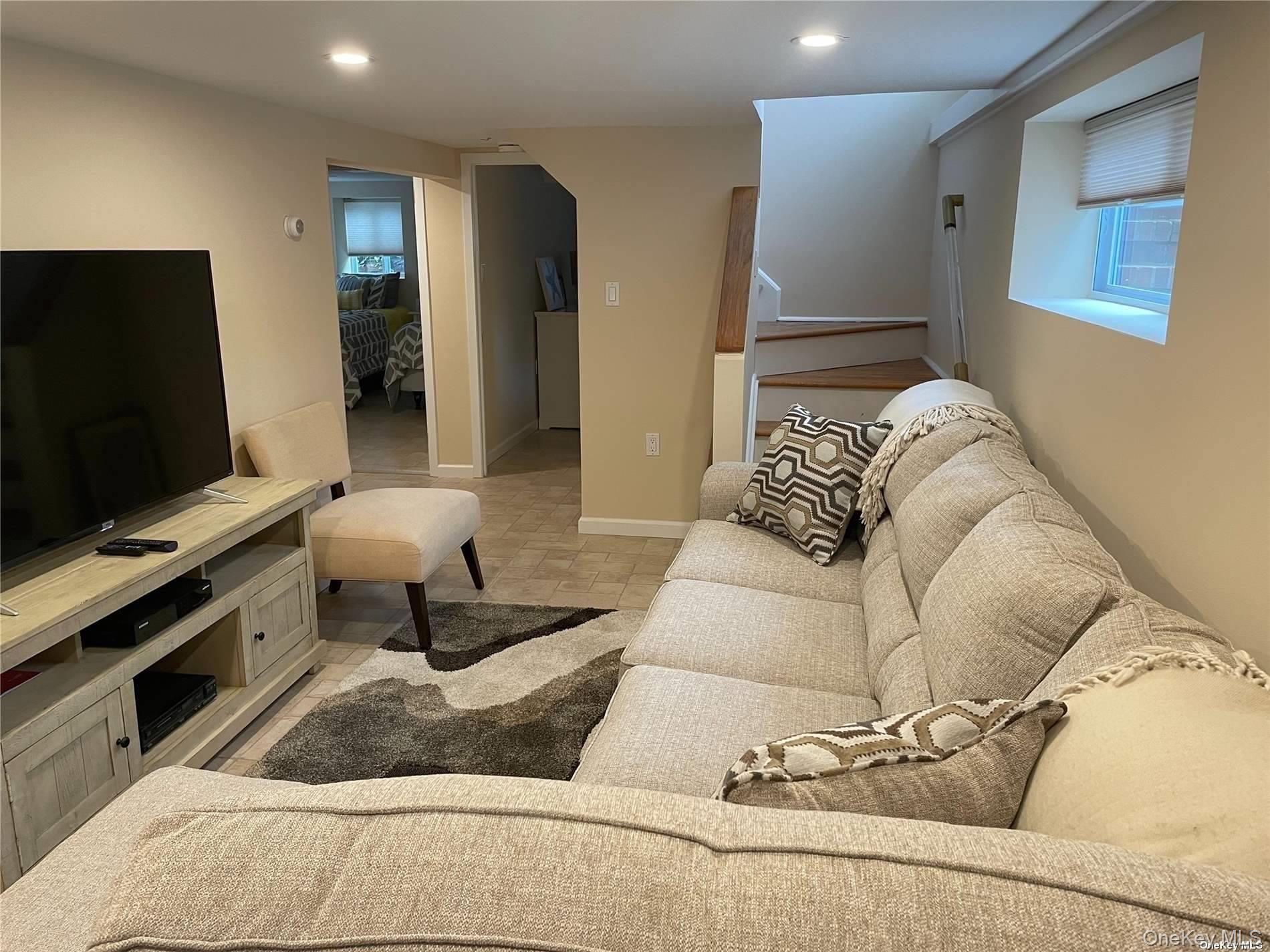 40 Malone Avenue – For Rent photo 17