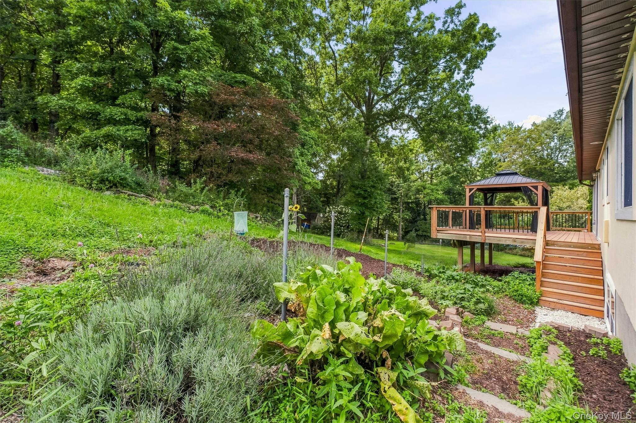 24 Bell Air Lane – For Sale photo 30