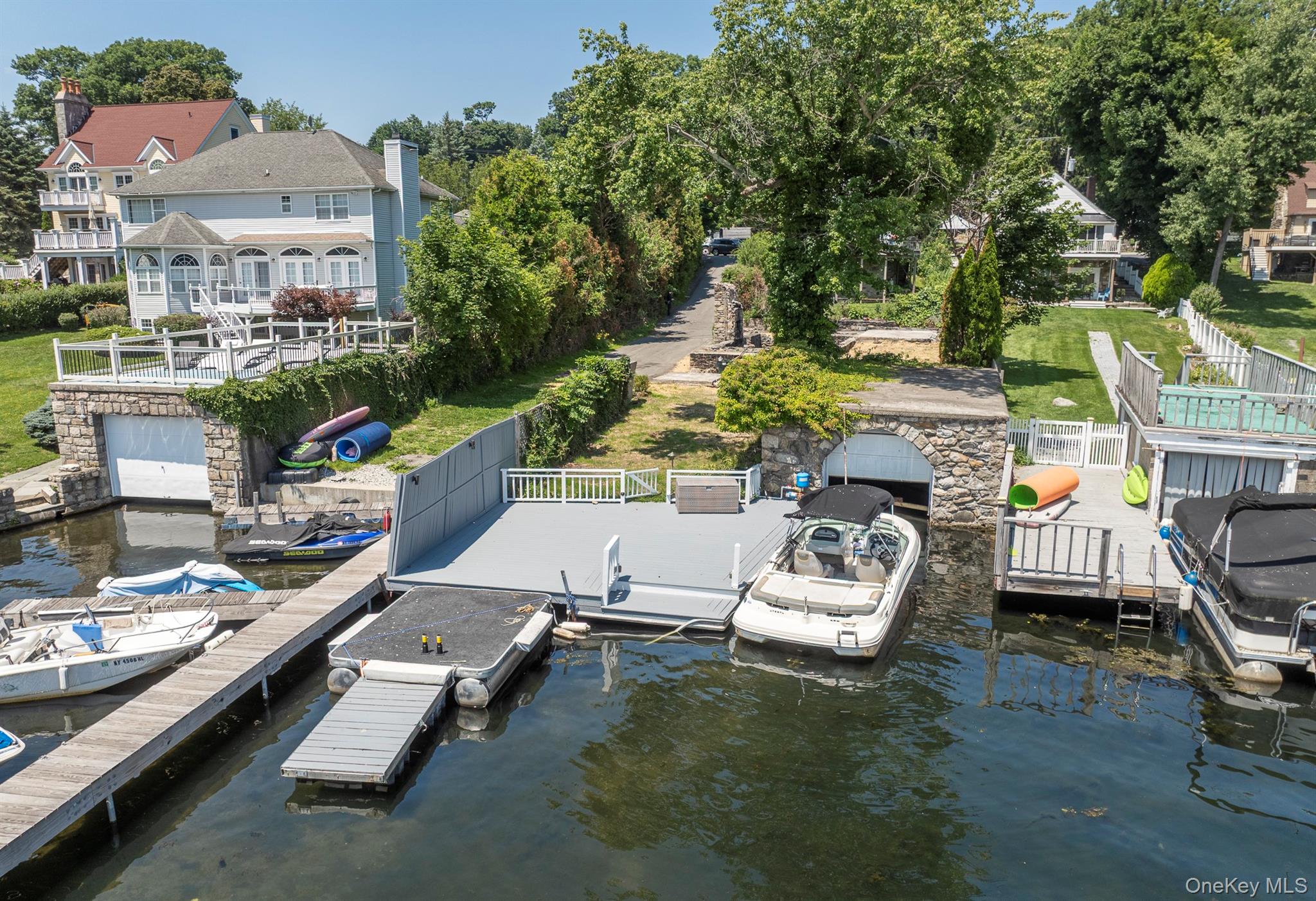 68 W Lake Boulevard – For Sale photo 2