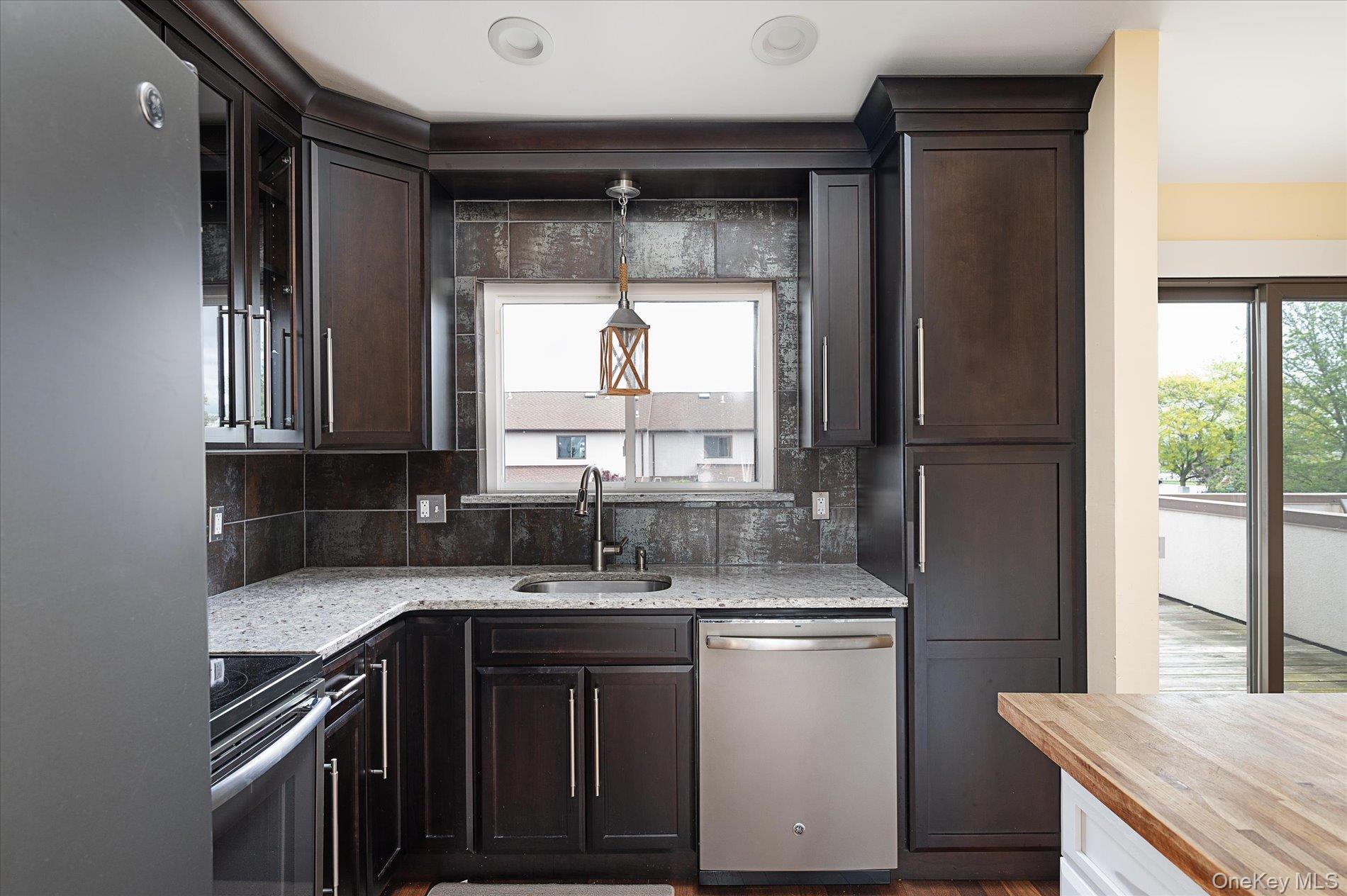 1 Anchorage Way, Unit 1103 photo 19