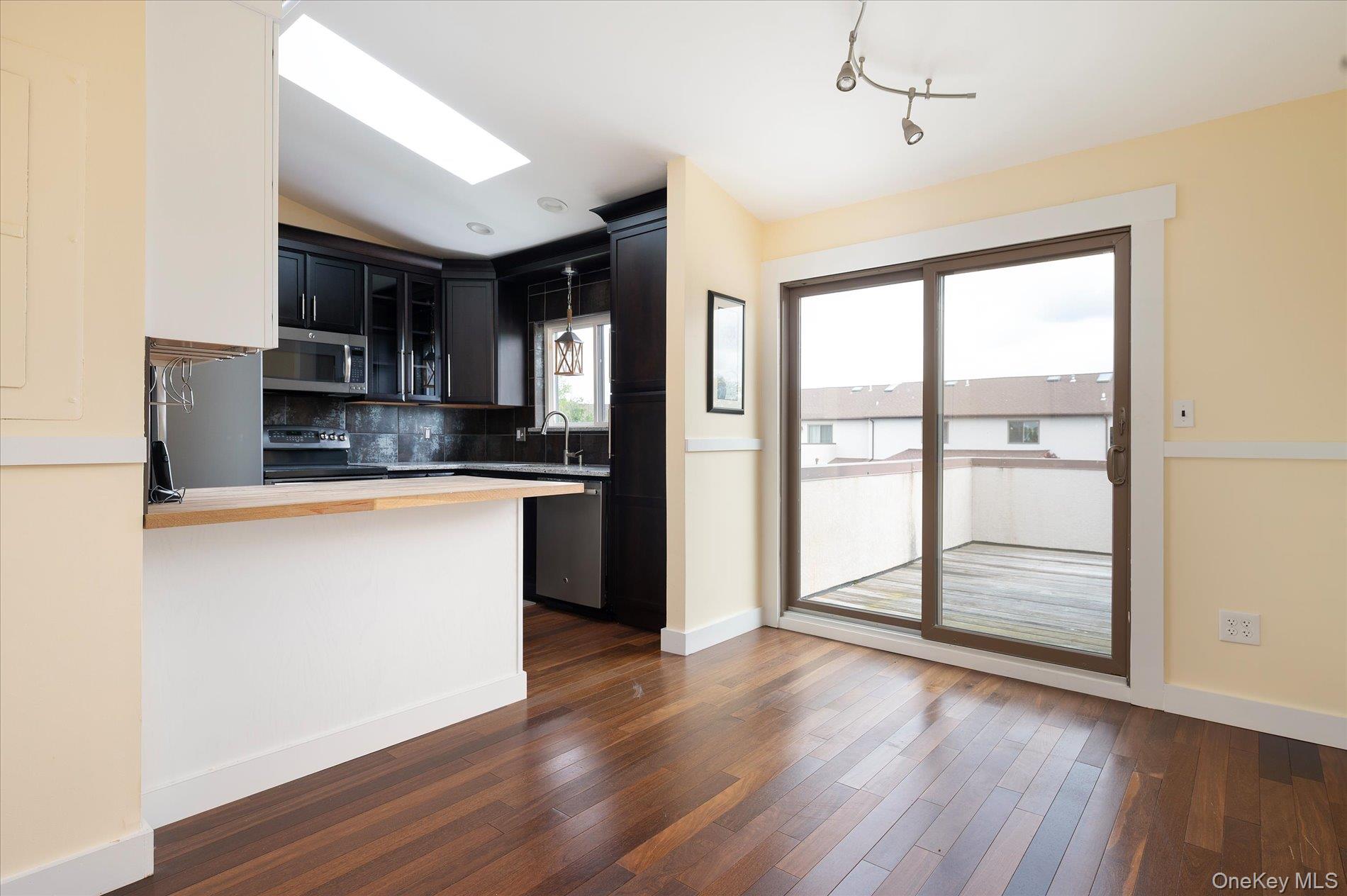 1 Anchorage Way, Unit 1103 photo 16