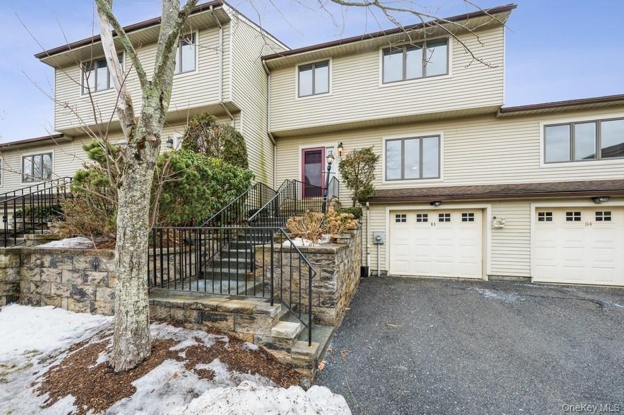 83 Krystal Drive – For Sale photo 2