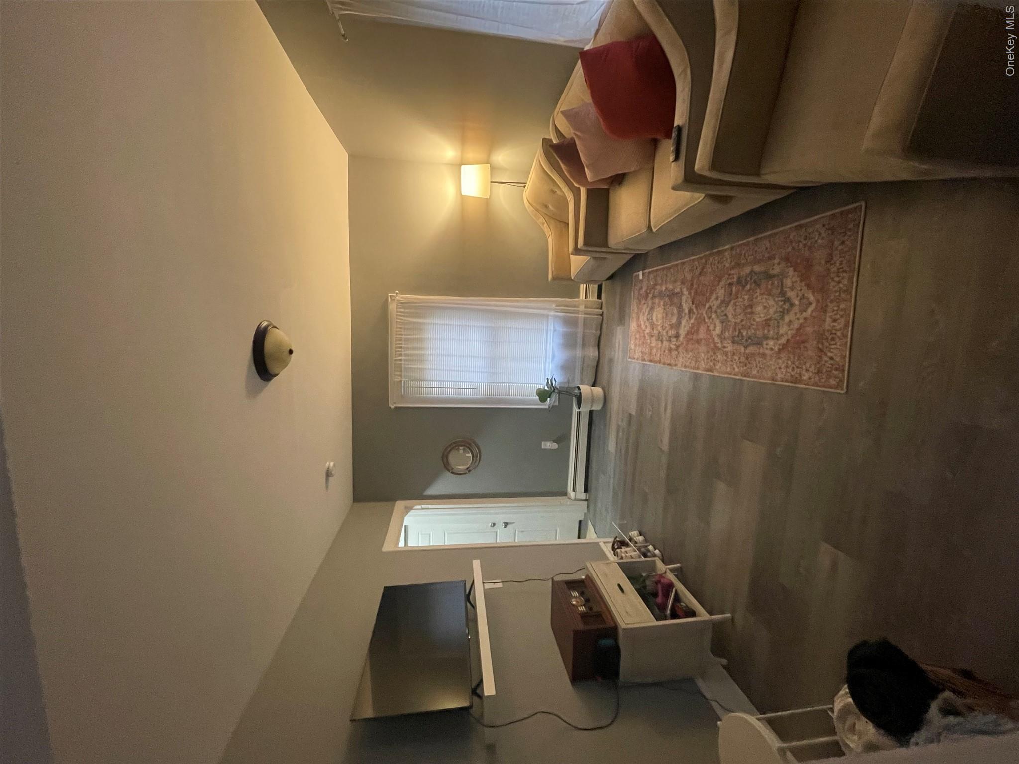 98 Oak Street, Unit 96-98 photo 3