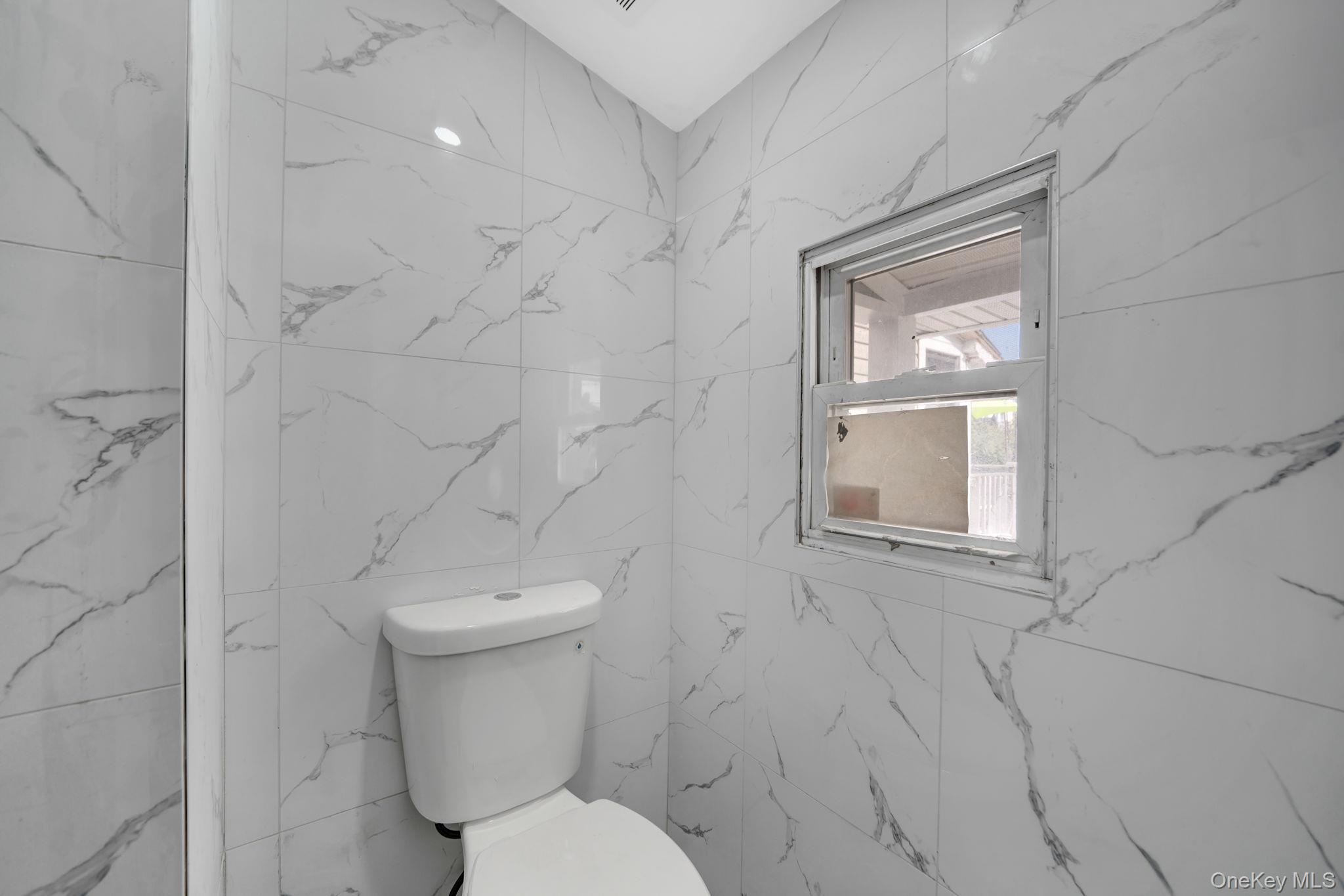 3004 Lasalle Avenue – For Sale photo 11