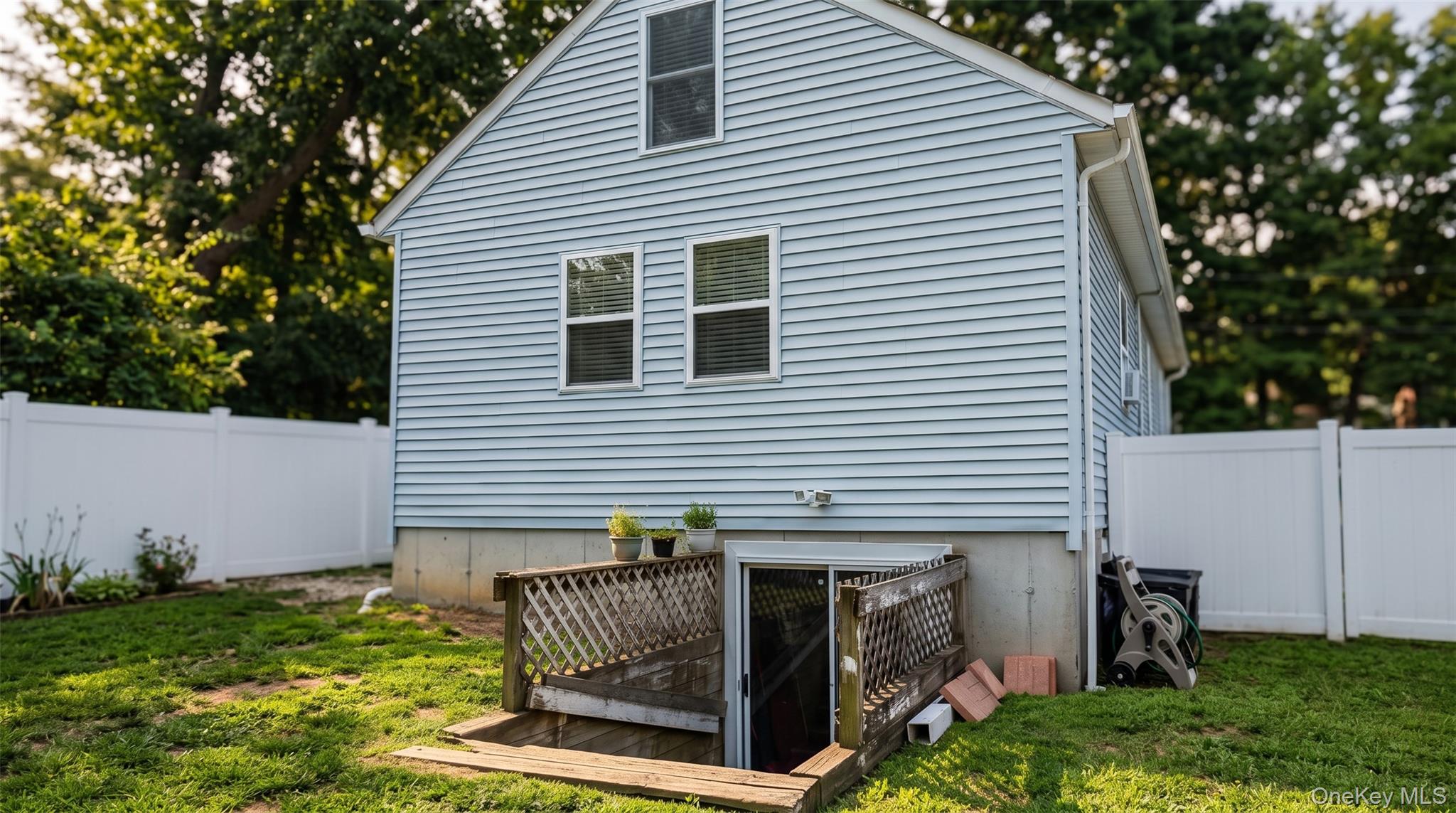11 Huntington Road – For Sale photo 20