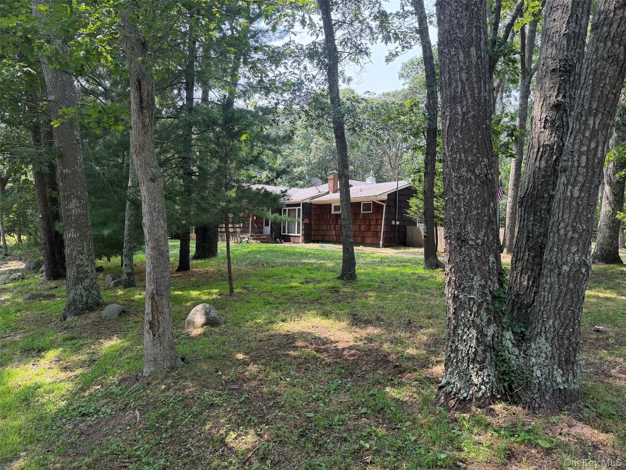 25 Columbia Avenue – For Rent