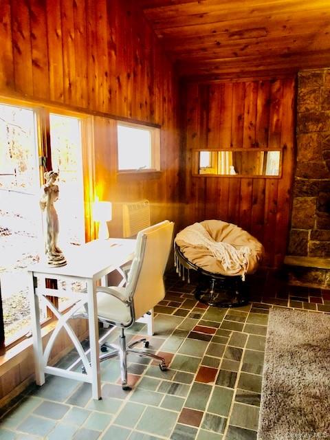25 Columbia Avenue – For Rent photo 5