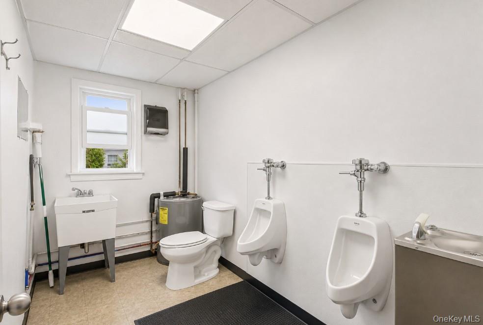 152 Railroad Street – For Sale photo 8