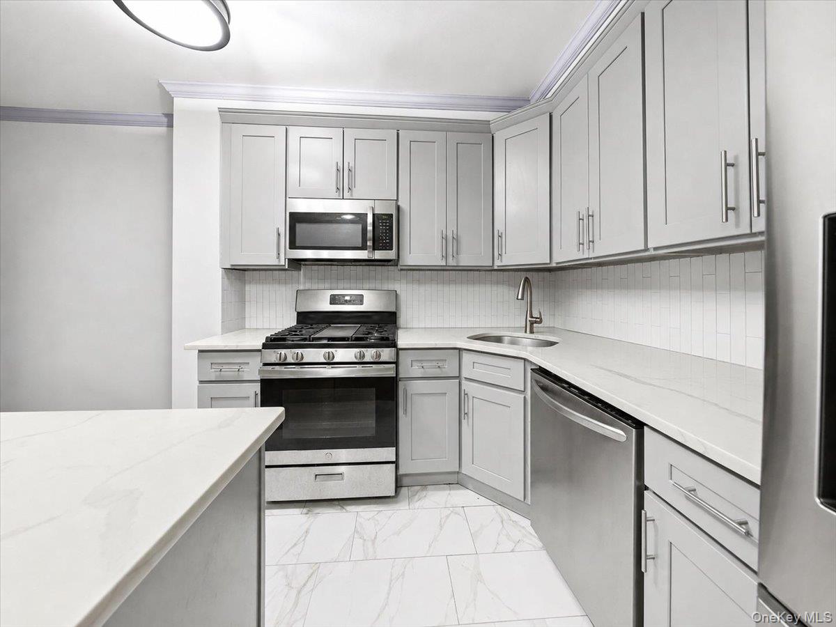 320 E 59th Street – For Sale photo 6
