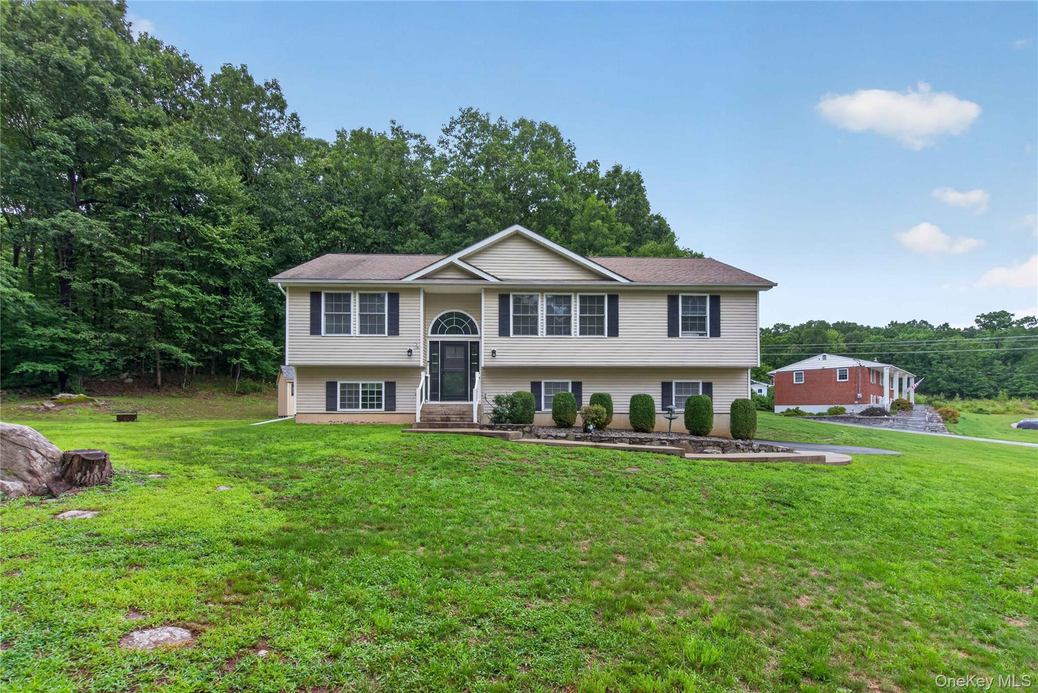 291 Huckleberry Turnpike – For Sale photo 2