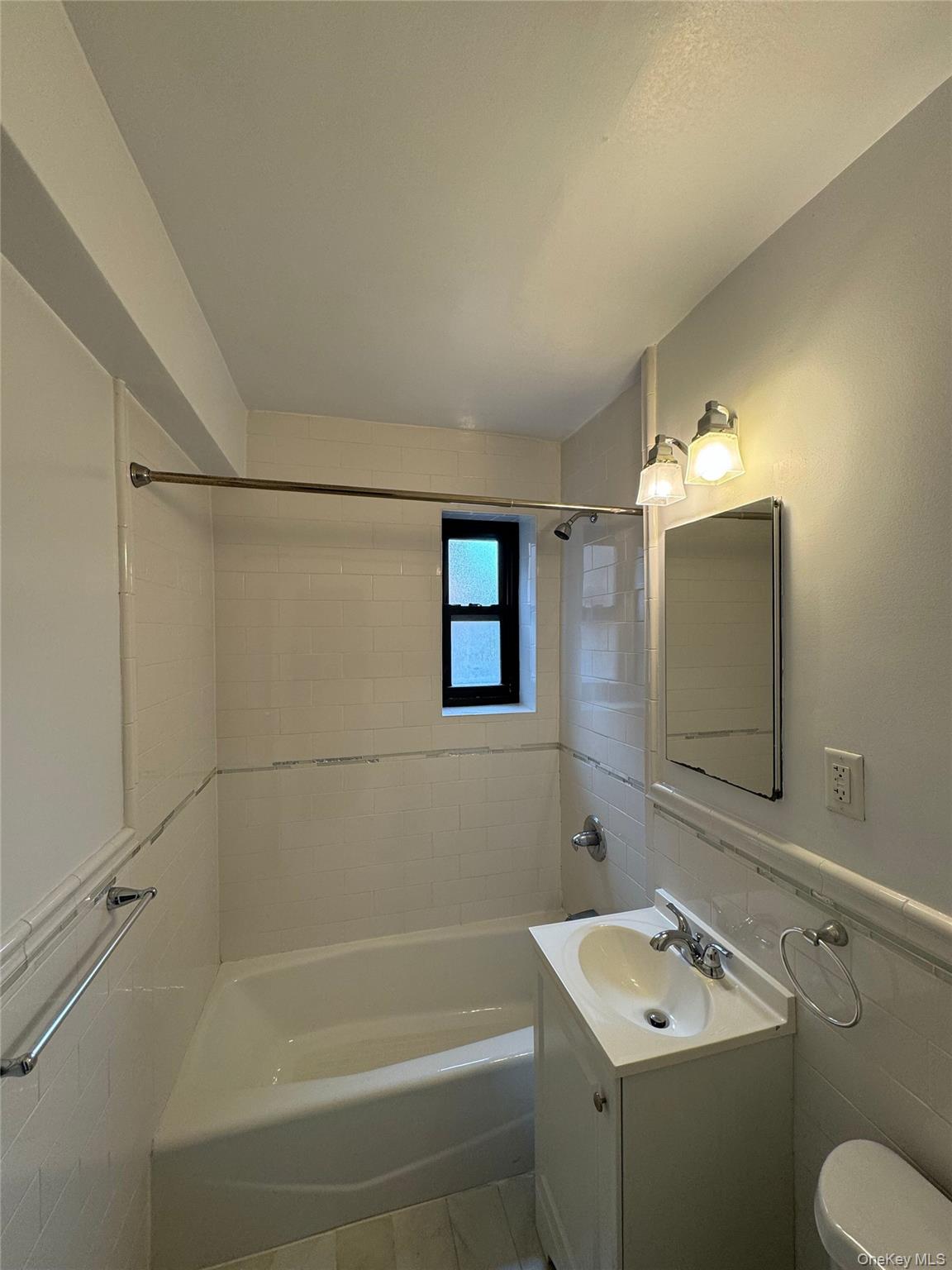 65 Old Mamaroneck Road, Unit 4R photo 6
