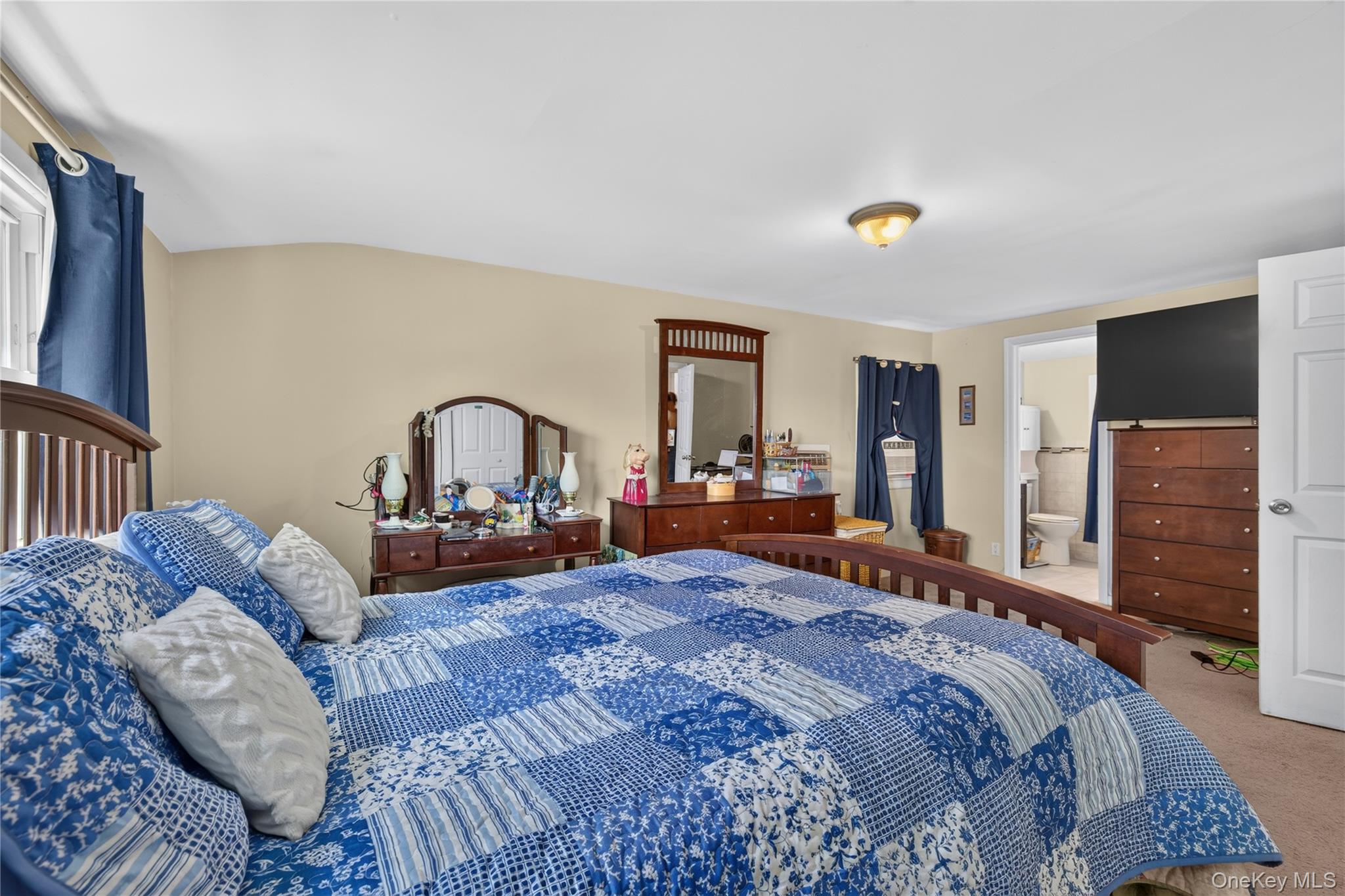 88 Crestwood Boulevard – For Sale photo 11