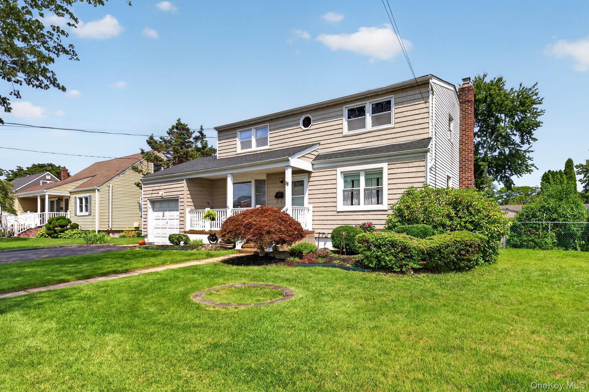 88 Crestwood Boulevard – For Sale photo 3