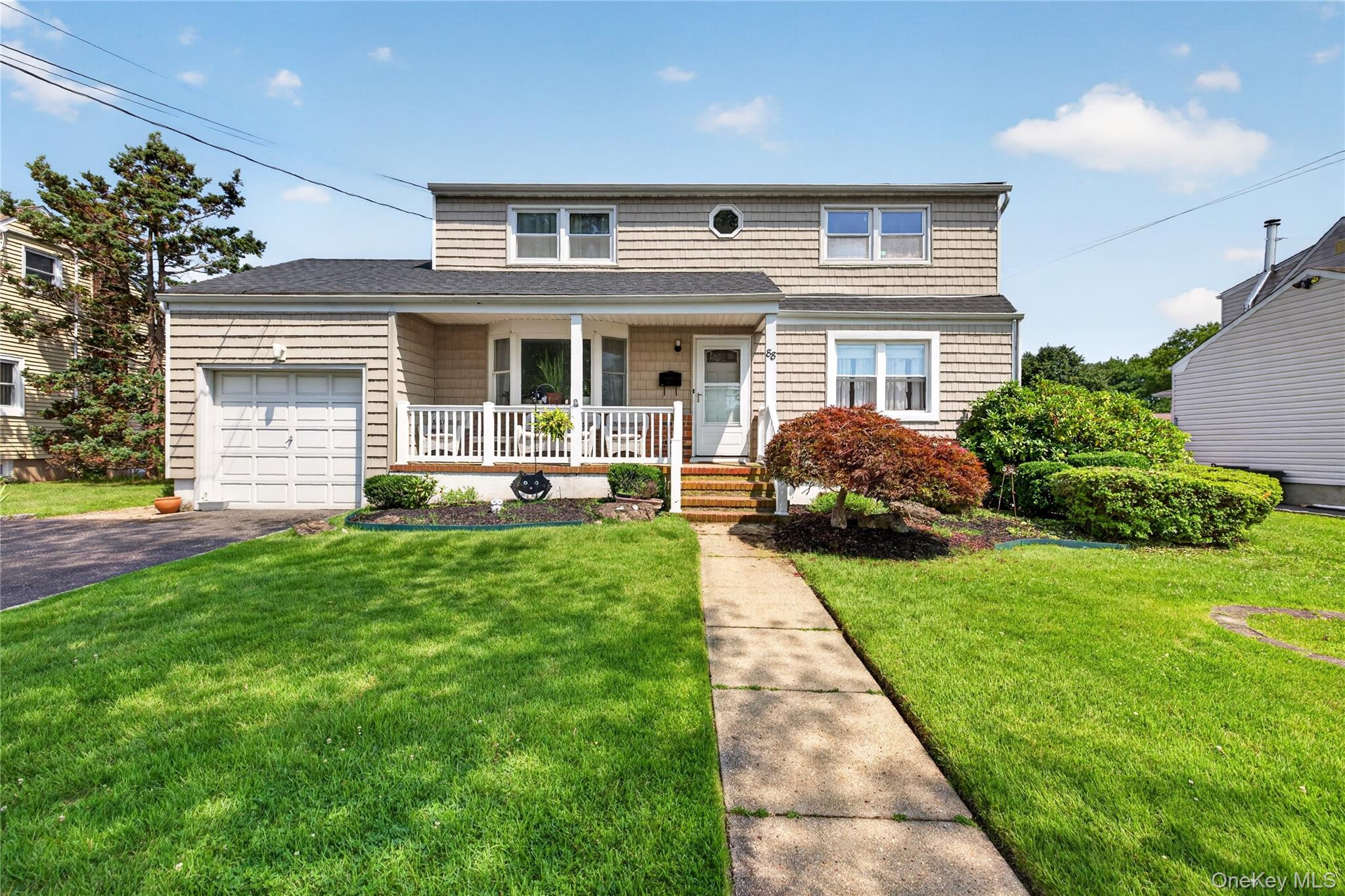 88 Crestwood Boulevard – For Sale