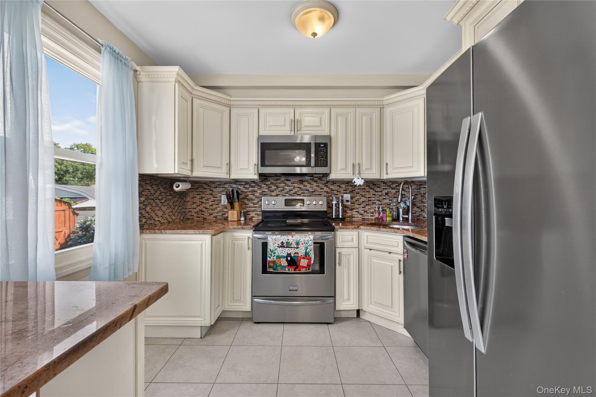 88 Crestwood Boulevard – For Sale photo 9