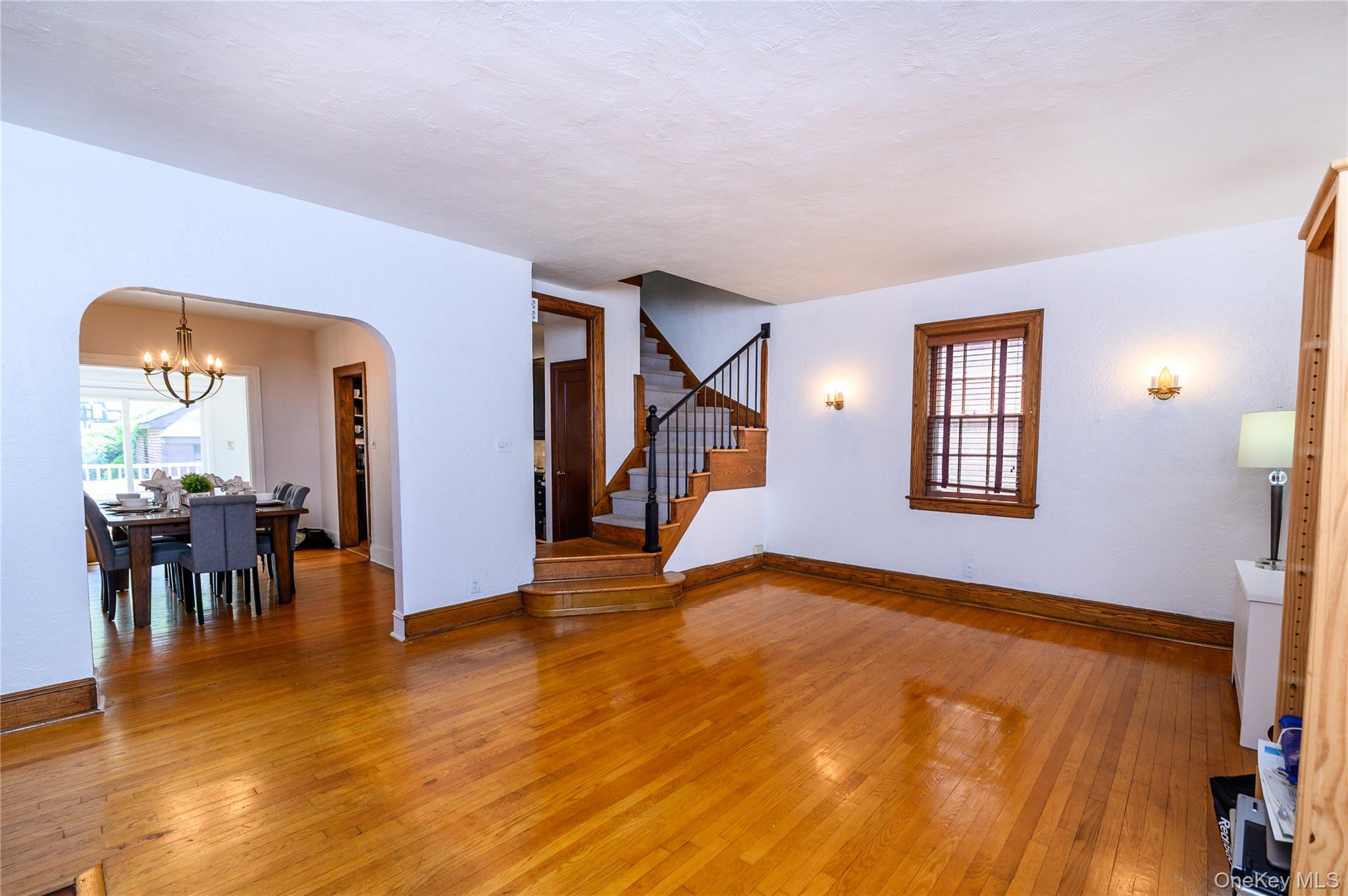 27-19 167 Street – For Sale photo 3