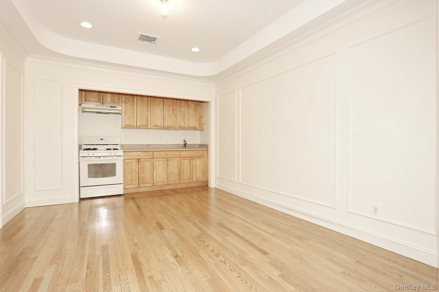 122 Bates Drive – For Sale photo 10