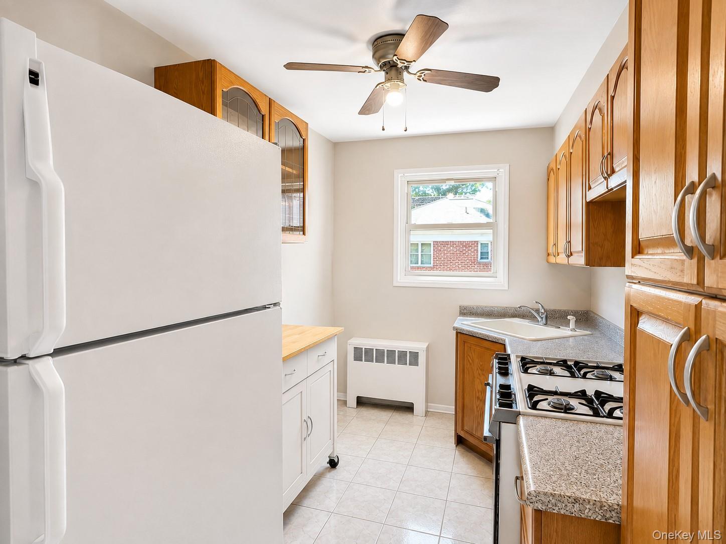 15-98 212 Street, Unit 276 photo 6