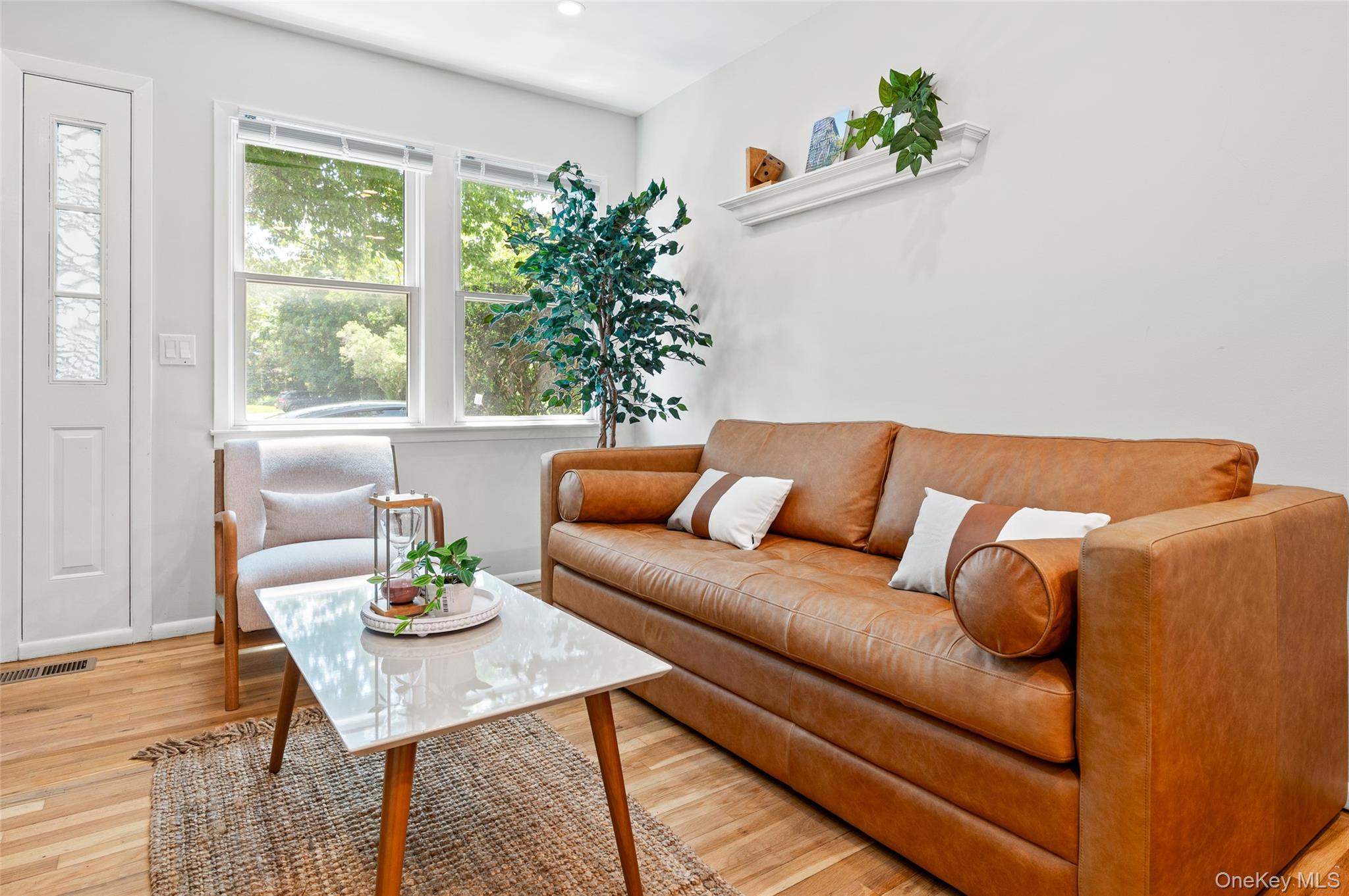 49 Canoe Place Rd – For Sale photo 11