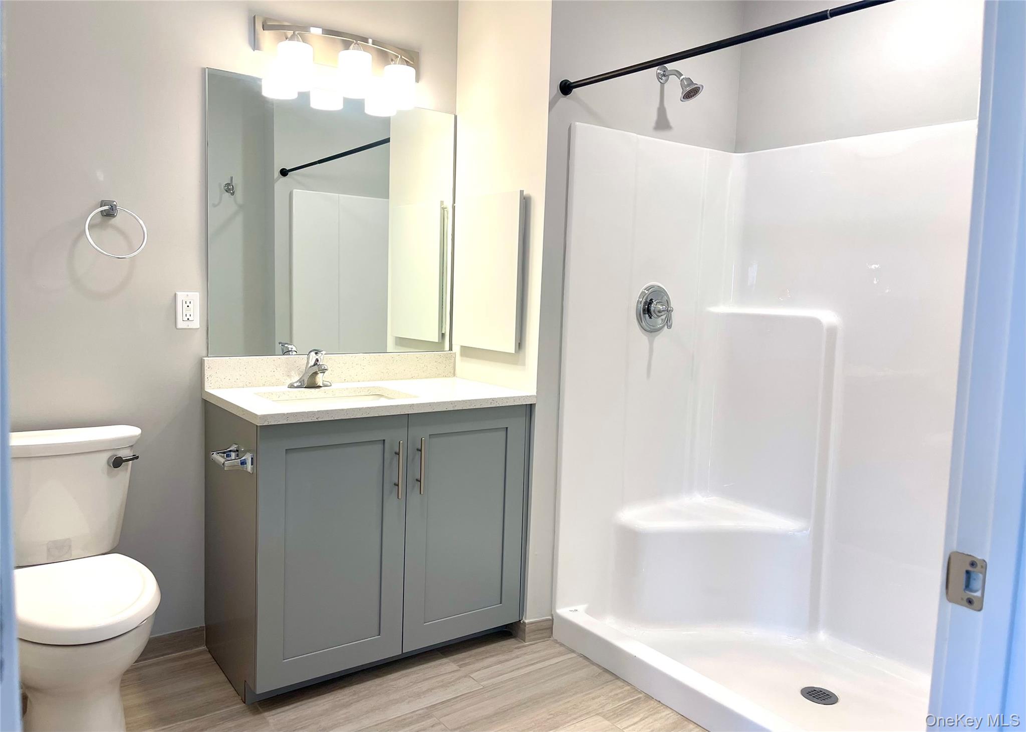 221 Eastview Drive – For Rent photo 18