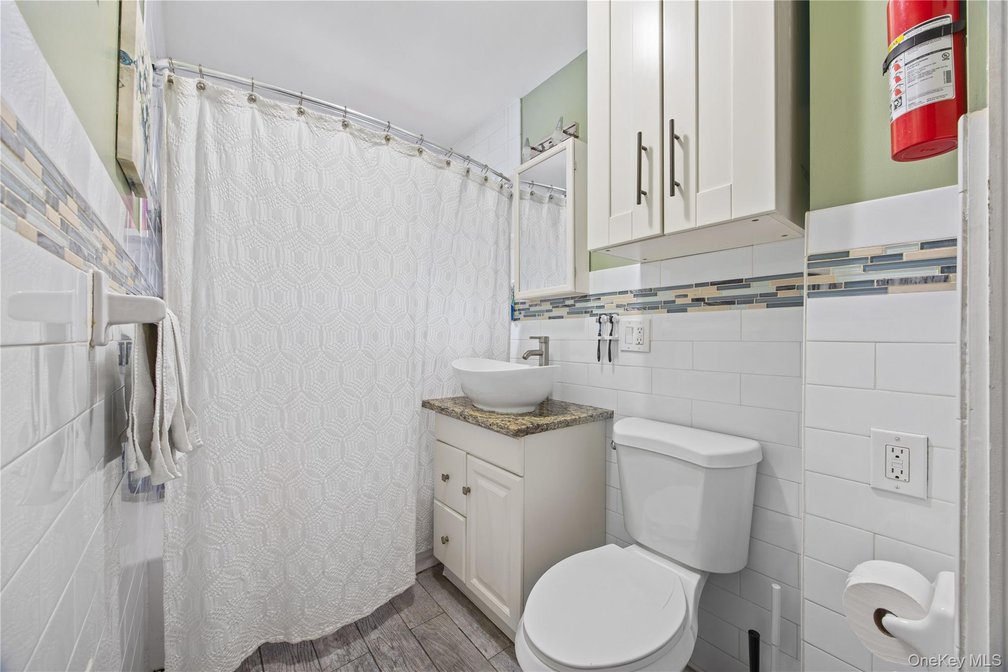 3243 Corsa Avenue – For Sale photo 18