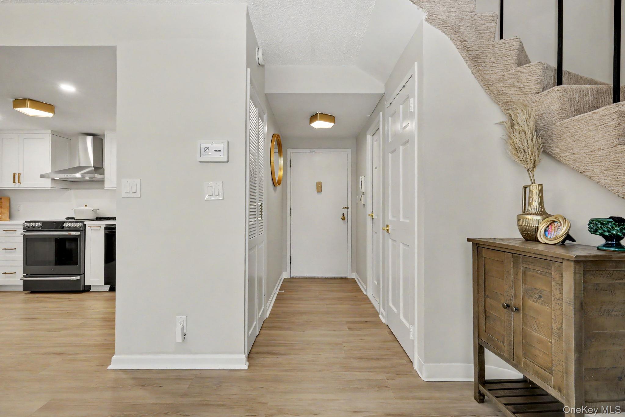15 Stewart Place, Unit 1S photo 3