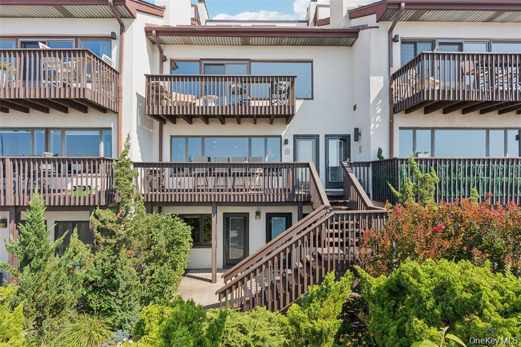 623 Oceanfront, Unit A photo 2