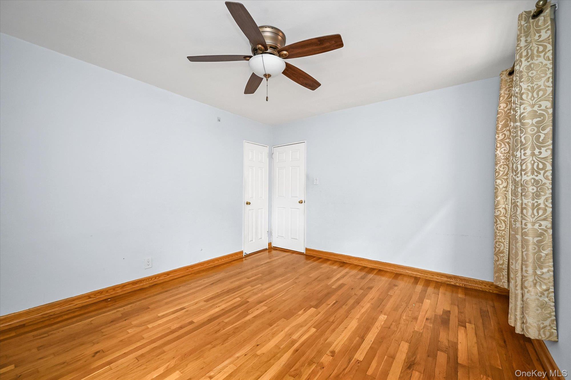 140-18 Burden Crescent, Unit 411 photo 11
