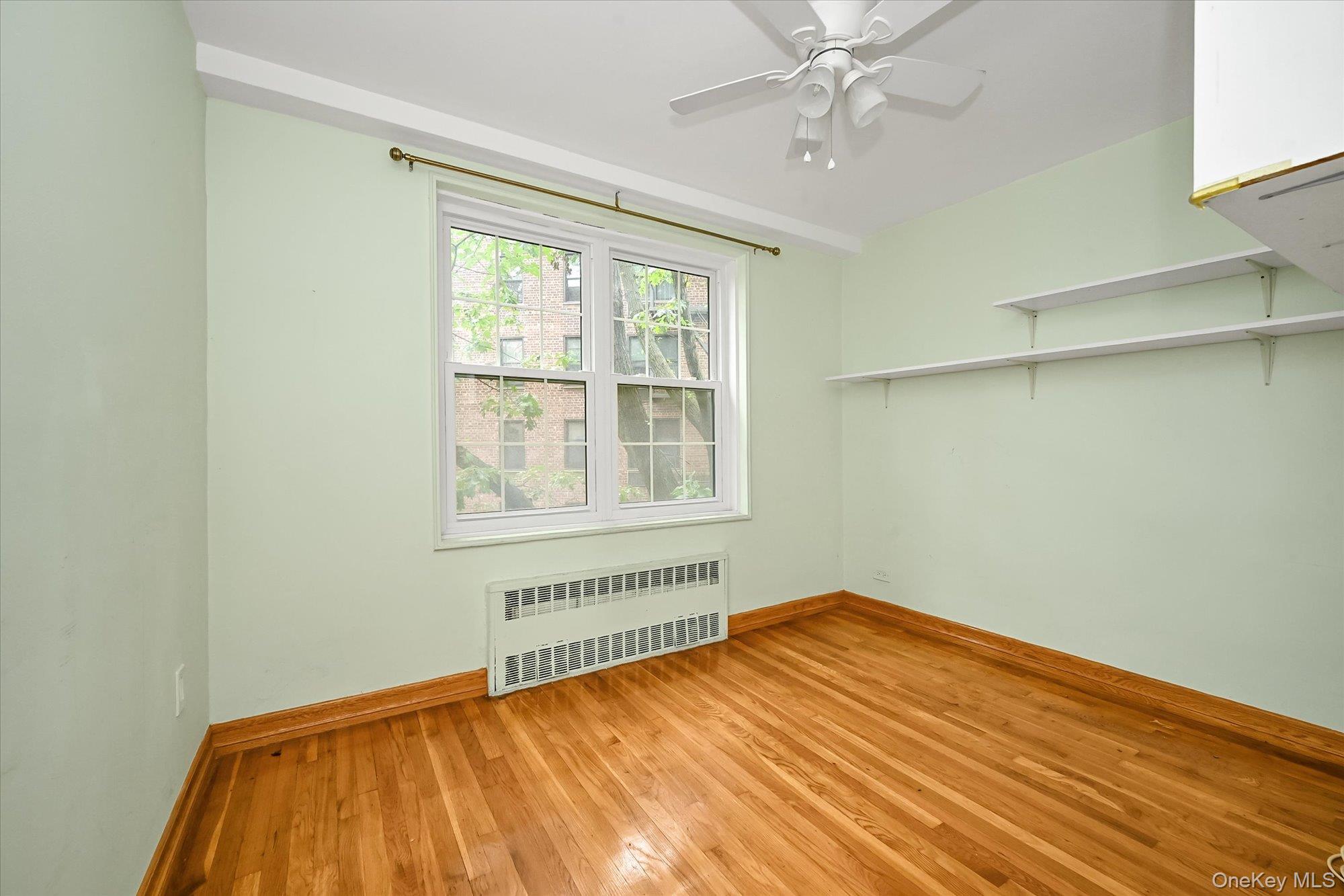 140-18 Burden Crescent, Unit 411 photo 6