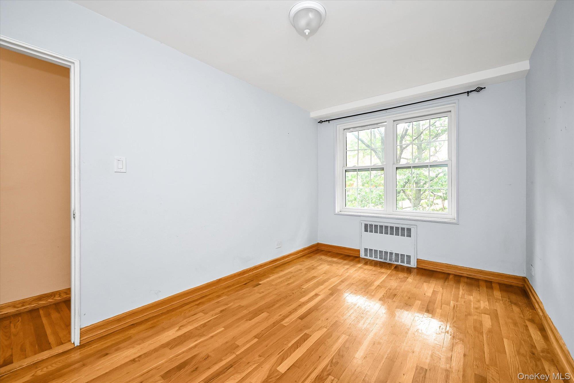 140-18 Burden Crescent, Unit 411 photo 8