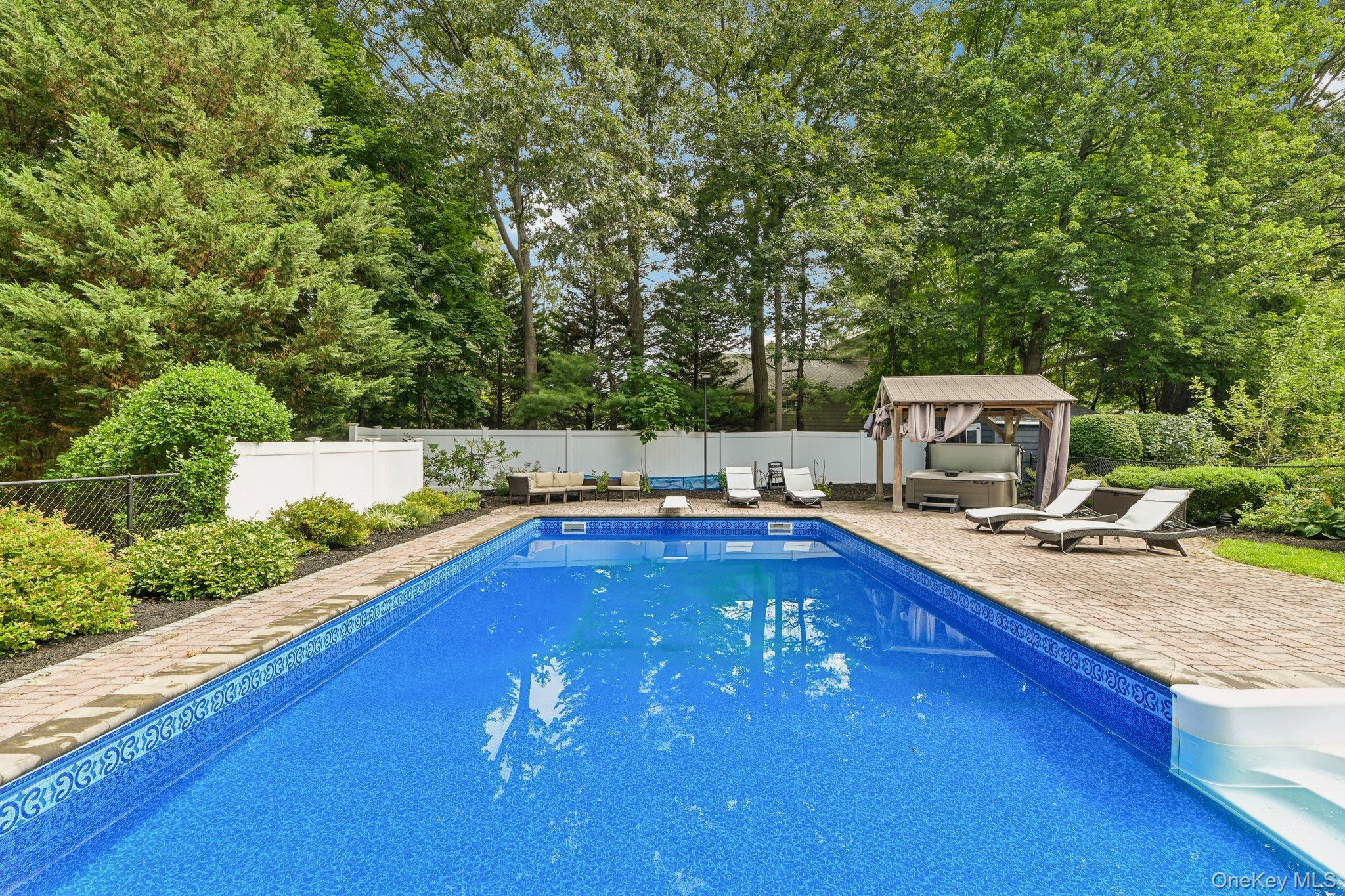 6 Pebble Hill Court – For Sale photo 35