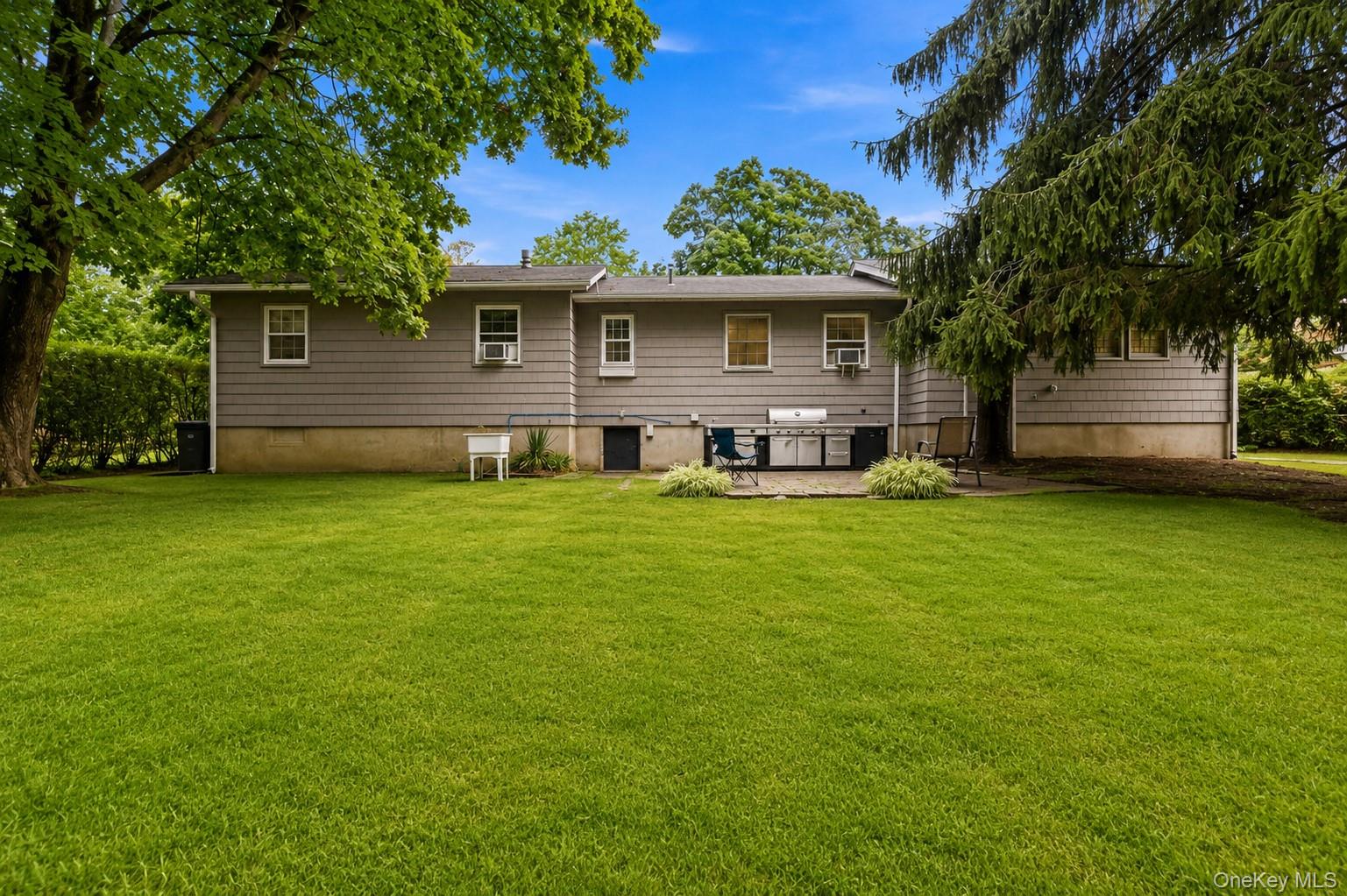61 S Airmont Road – For Sale photo 19