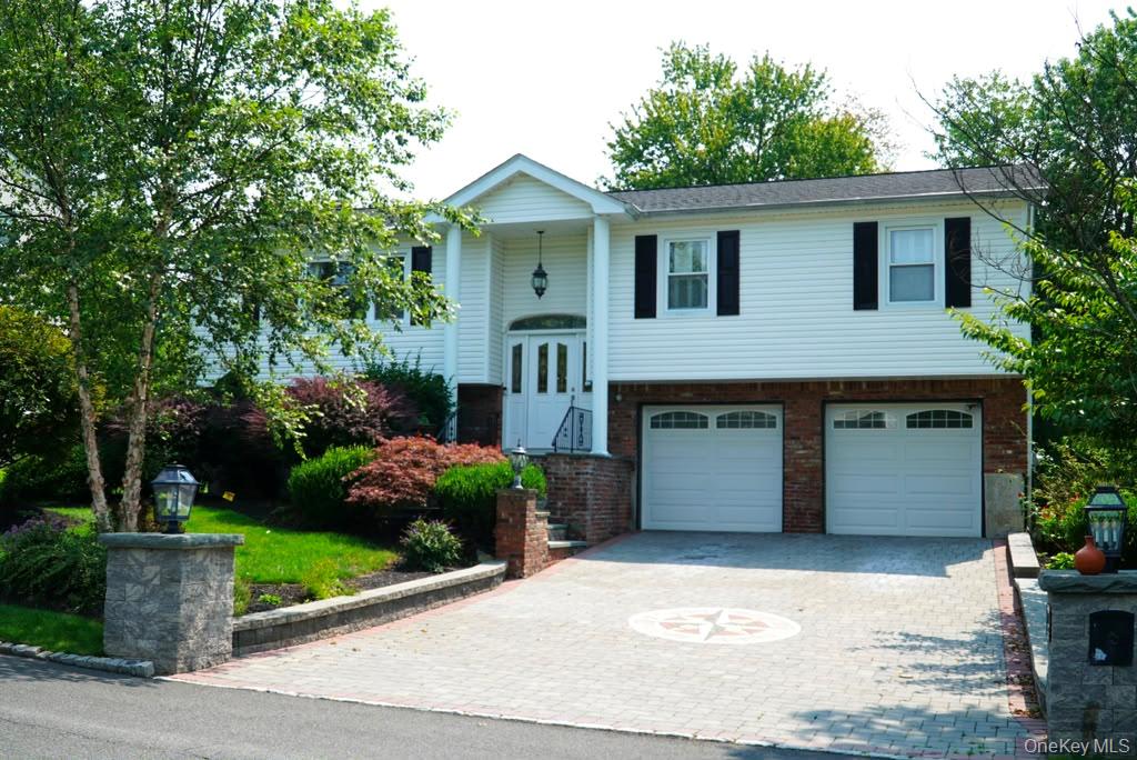 19 Pittsford Way – For Rent