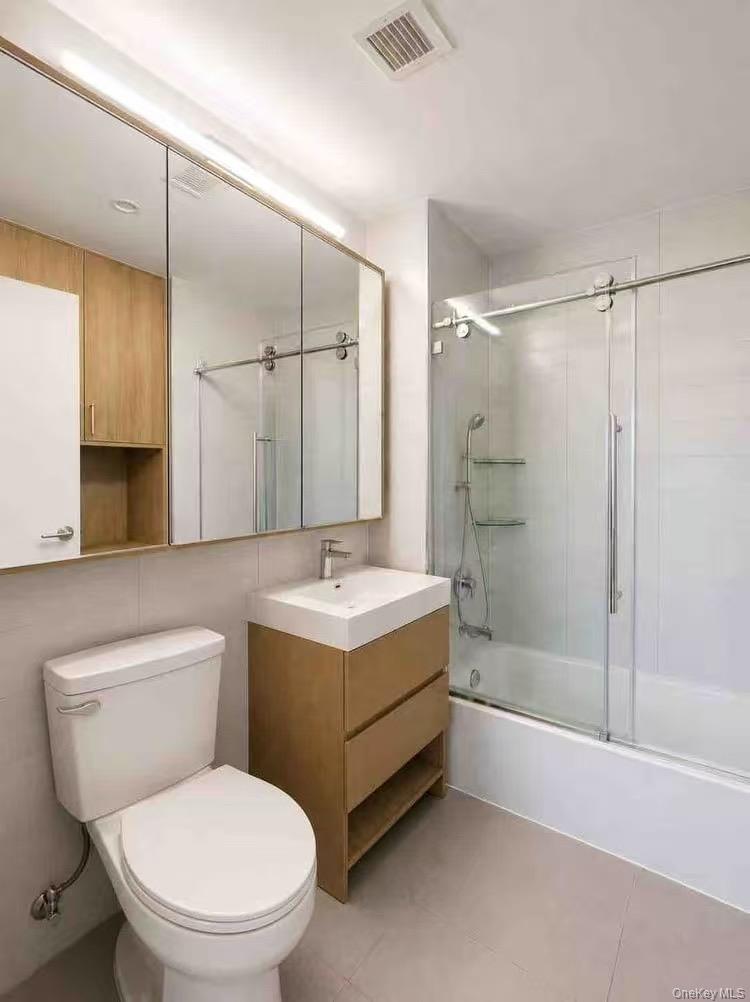 131-02B 40th Road, Unit 4U photo 11