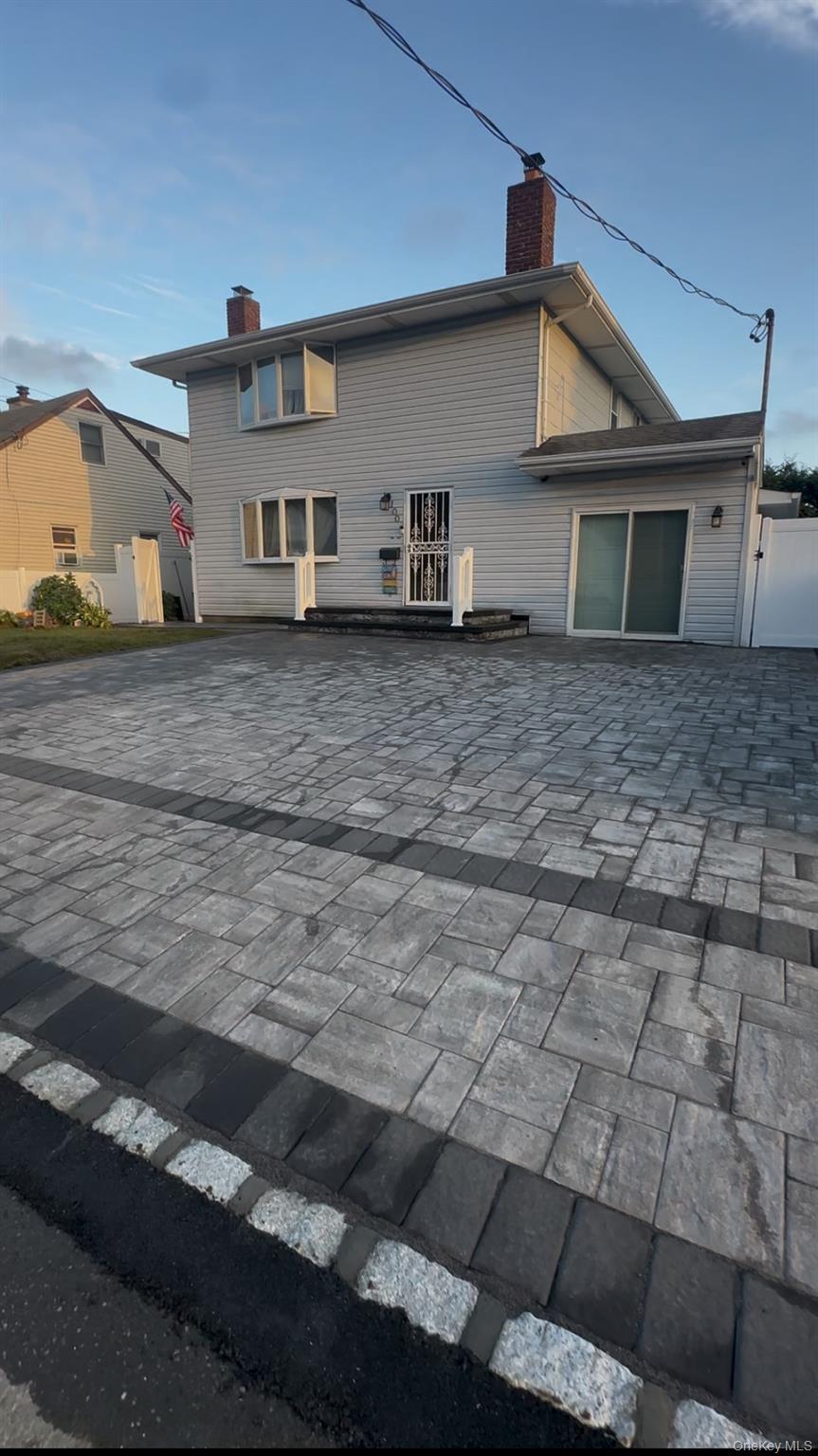 100 Lee Avenue, Unit 2nd Flr