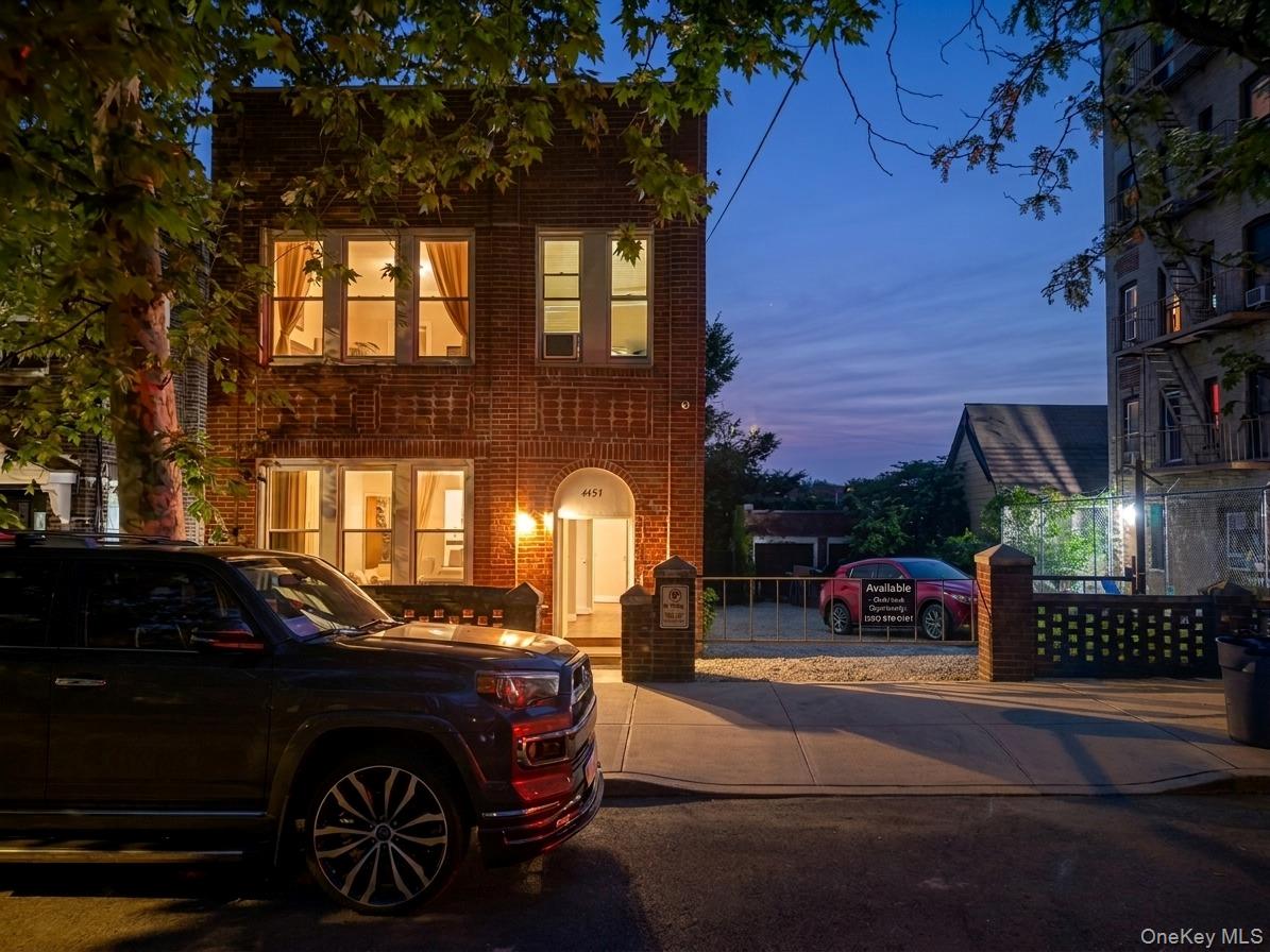 4451 Matilda Avenue, Unit 1