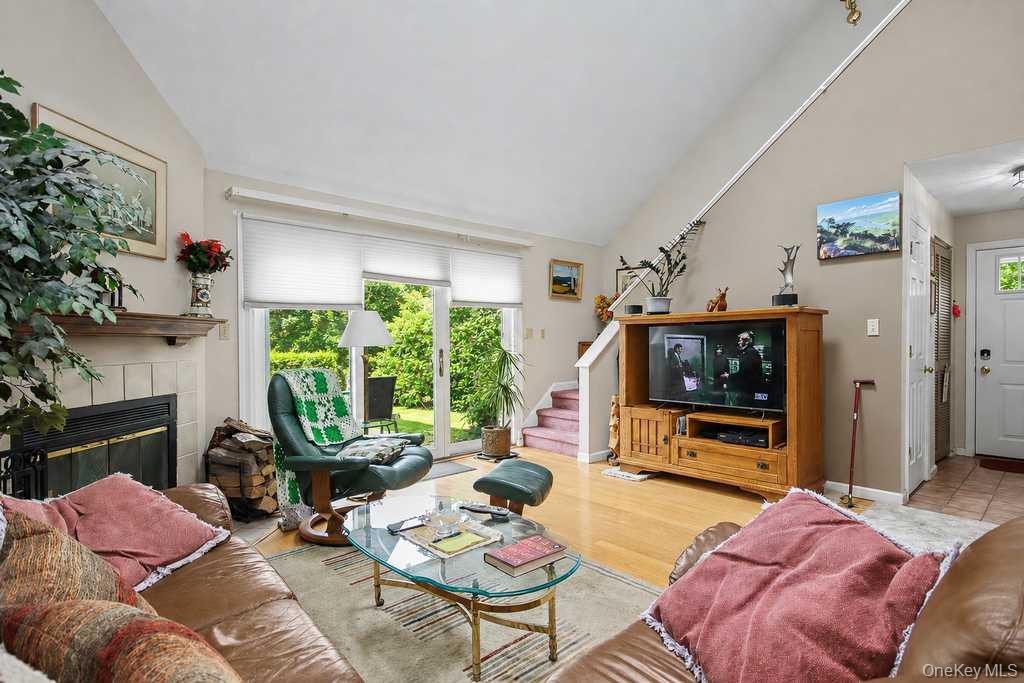 137 Fields Lane – For Sale photo 8
