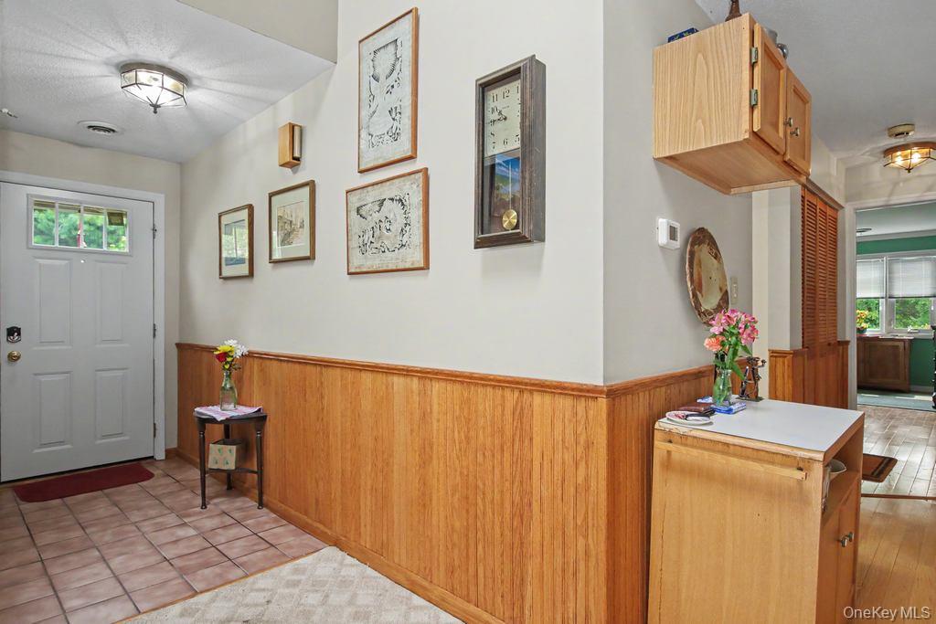 137 Fields Lane – For Sale photo 2