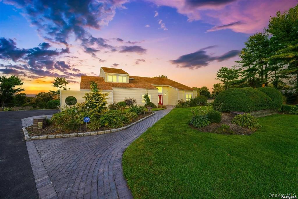 4 Jester Court – For Sale