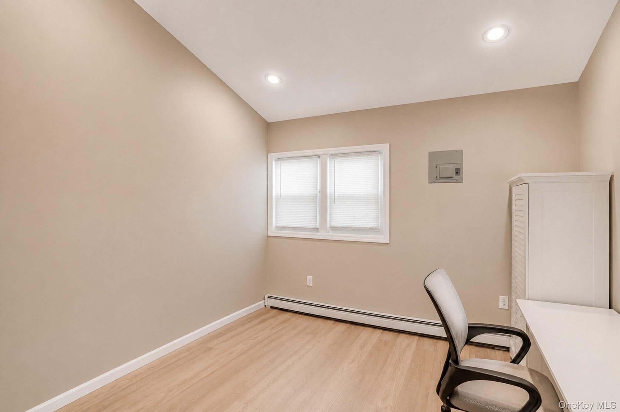 887 Pine Street – For Rent photo 7