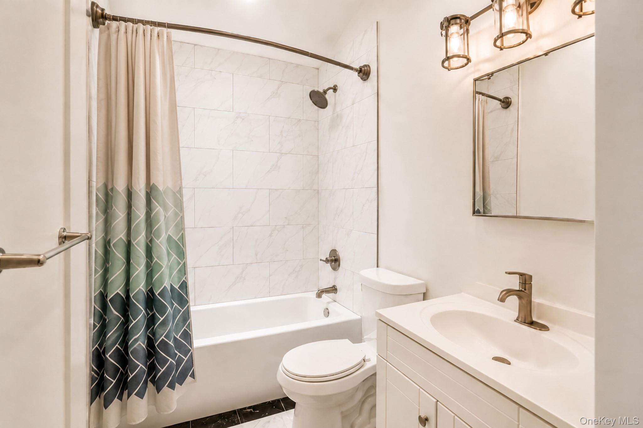 887 Pine Street – For Rent photo 5