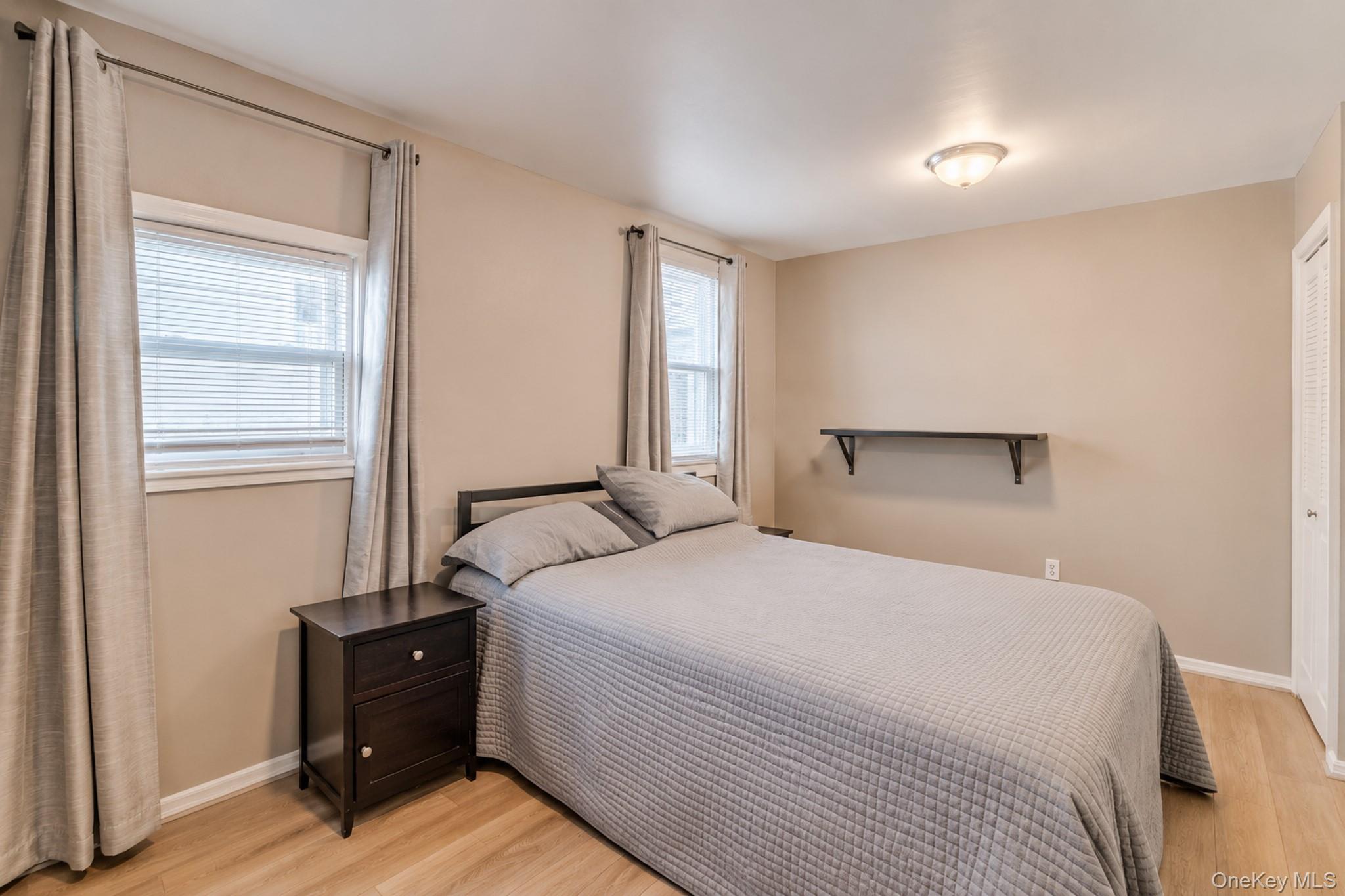 887 Pine Street – For Rent photo 8