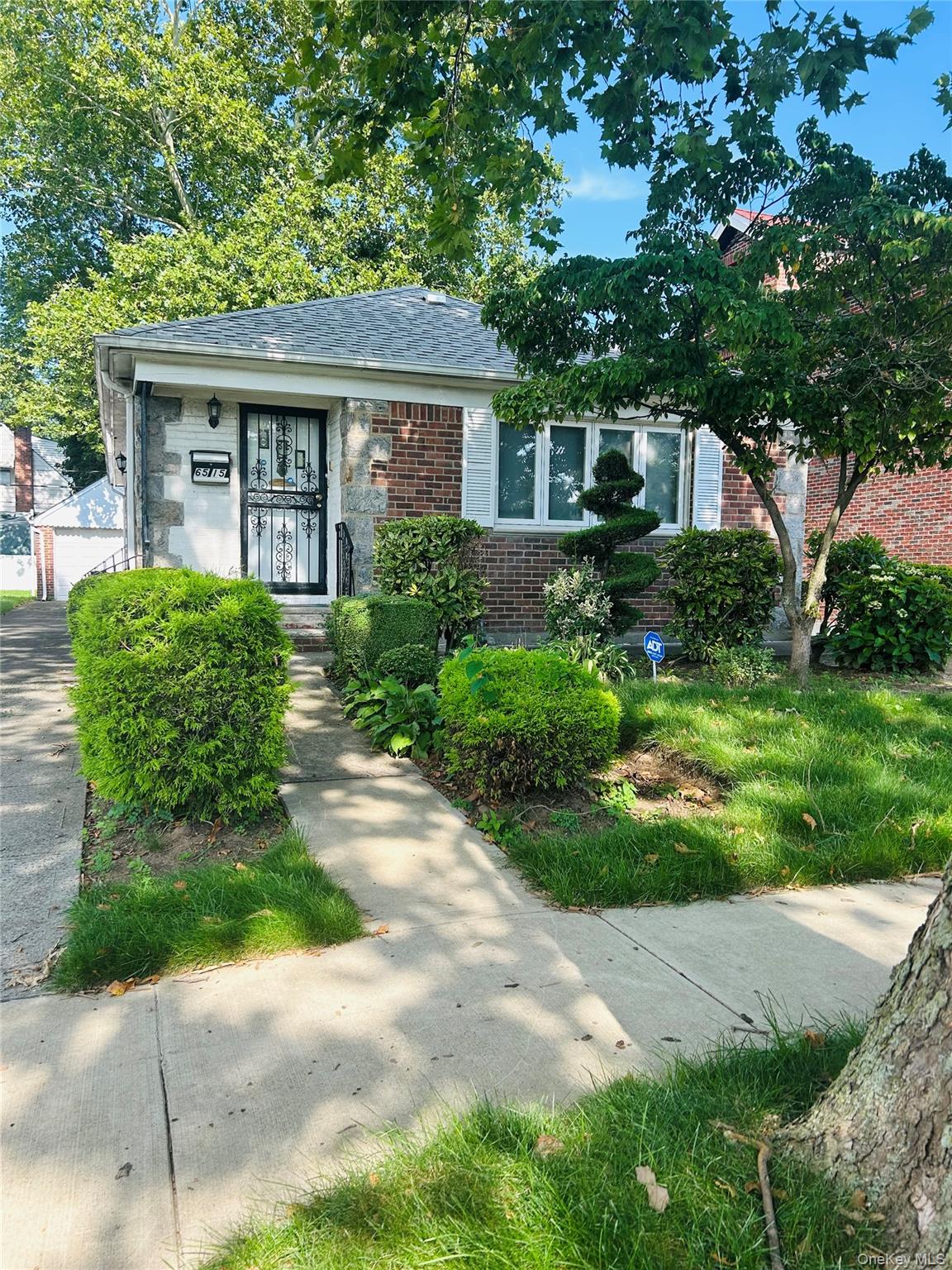 6515 180th Street – For Sale