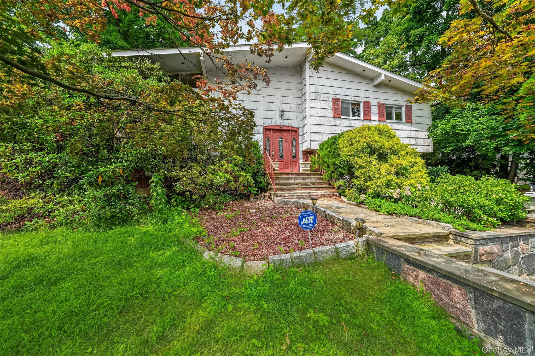 69 Stonewall Circle – For Sale photo 3
