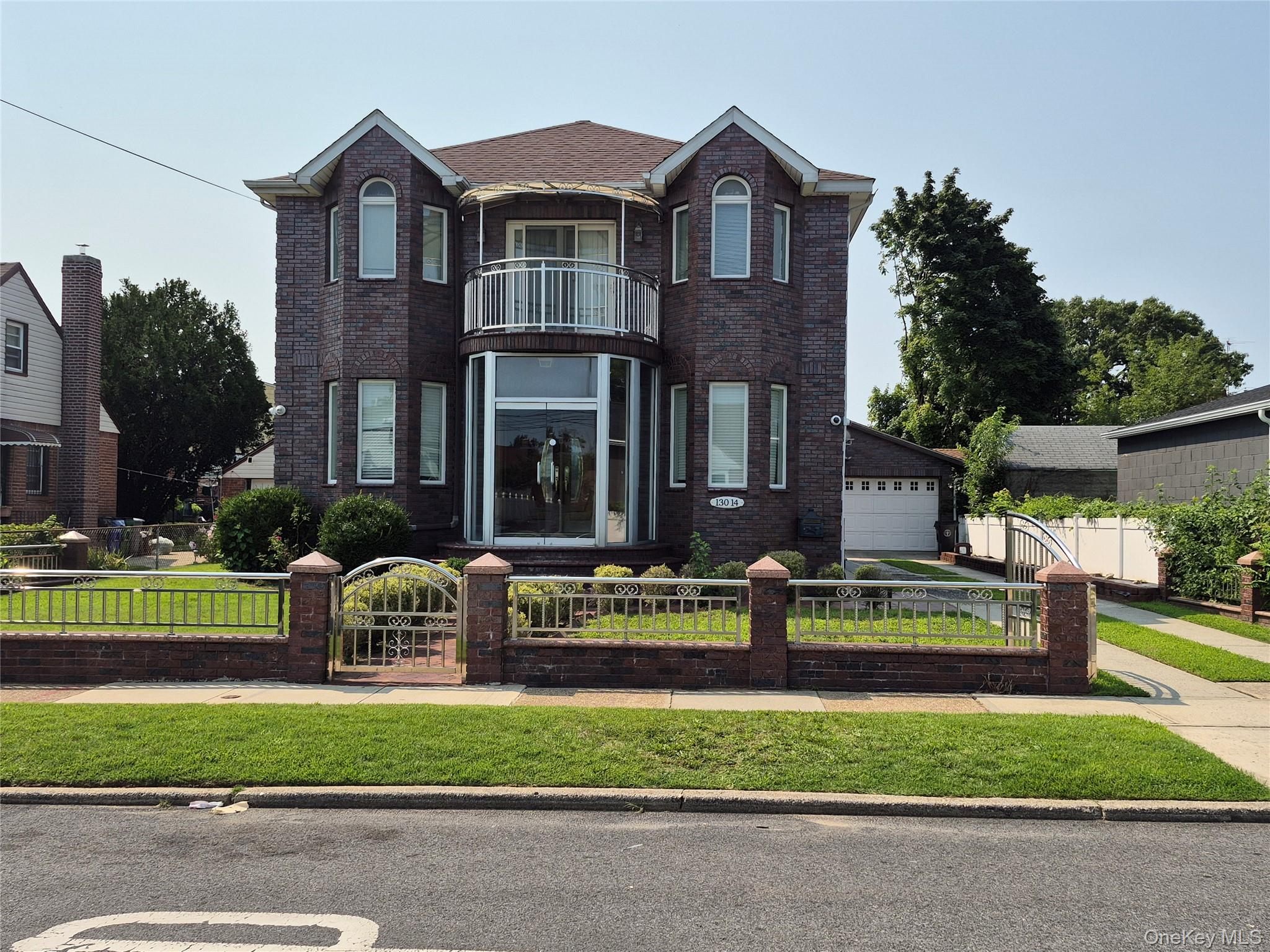 13014 221st Street – For Sale