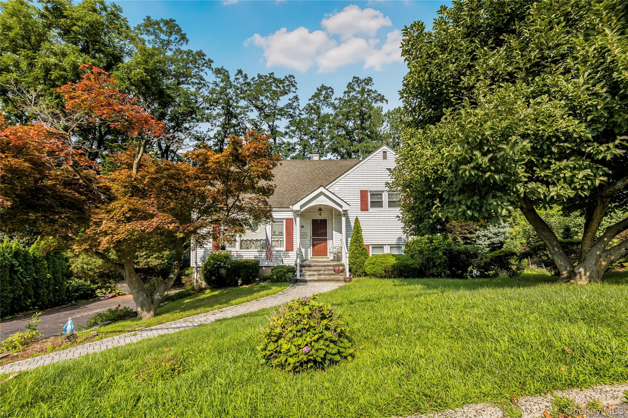 33 Dexter Road – For Sale photo 3