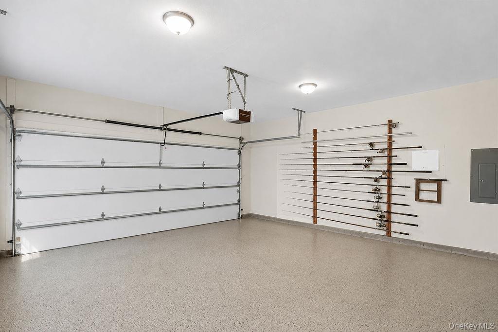 79 Samantha Circle – For Sale photo 27