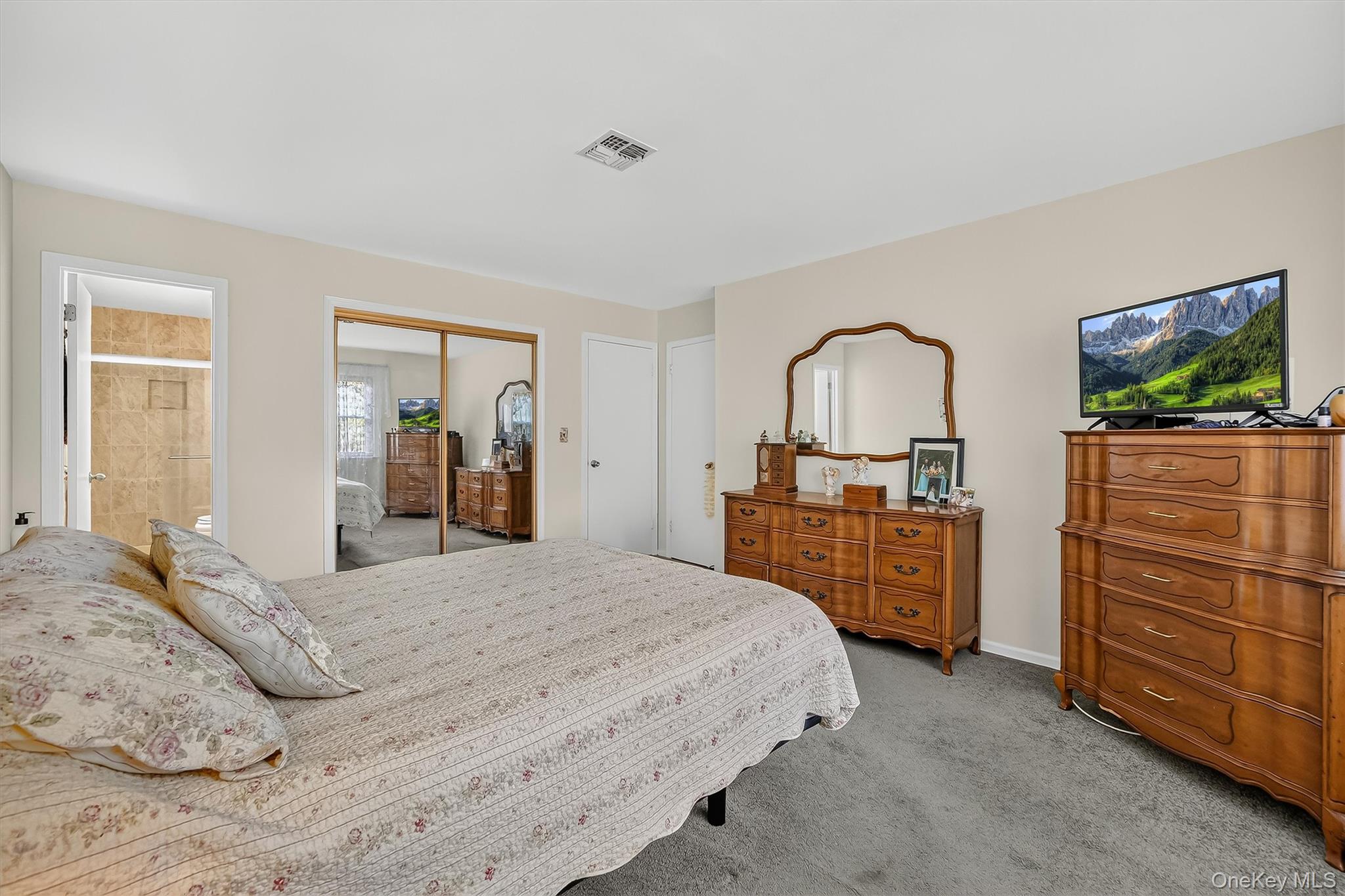 38 Milford Lane – For Sale photo 26